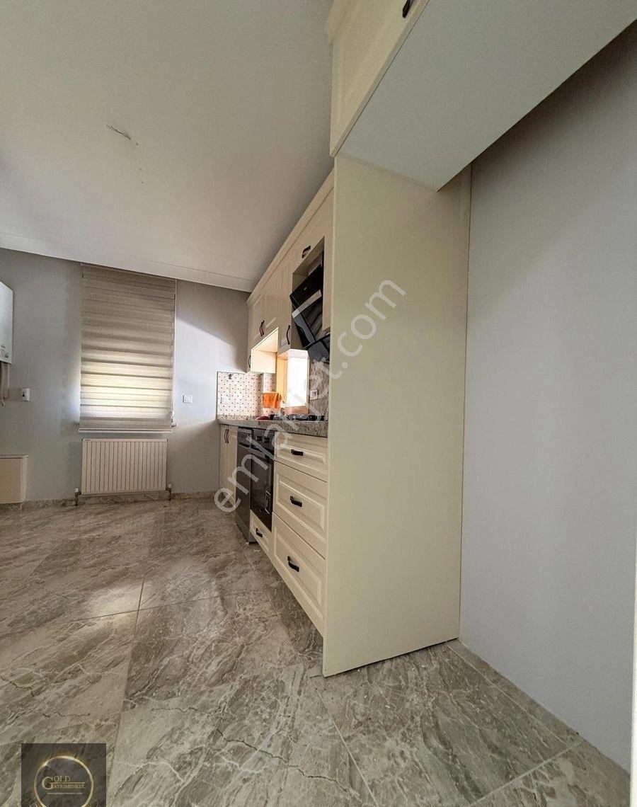 Üsküdar Salacak'ta Yeni Bina K.otoparklı, Manzaralı Ara Kat Kiralık - Görsel 30