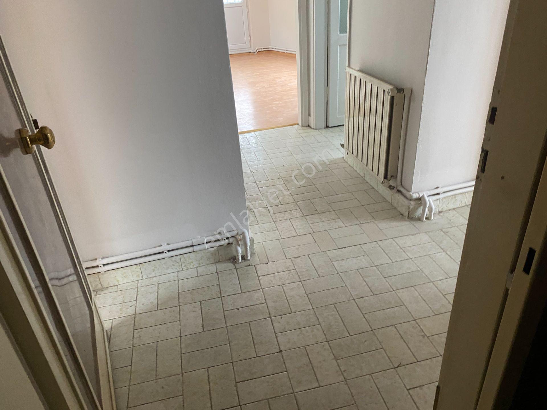 Destan-098 Kocamustafapaşa Cumartesi Pazar Civarı Deniz Manzaralı 2 Oda 1 Salon 80m2 - Görsel 27