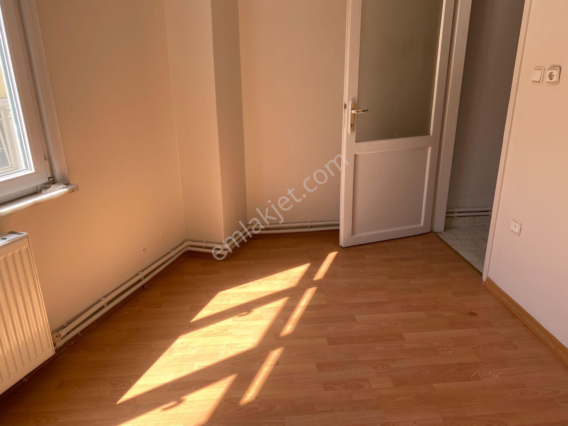 Destan-098 Kocamustafapaşa Cumartesi Pazar Civarı Deniz Manzaralı 2 Oda 1 Salon 80m2 - Görsel 20