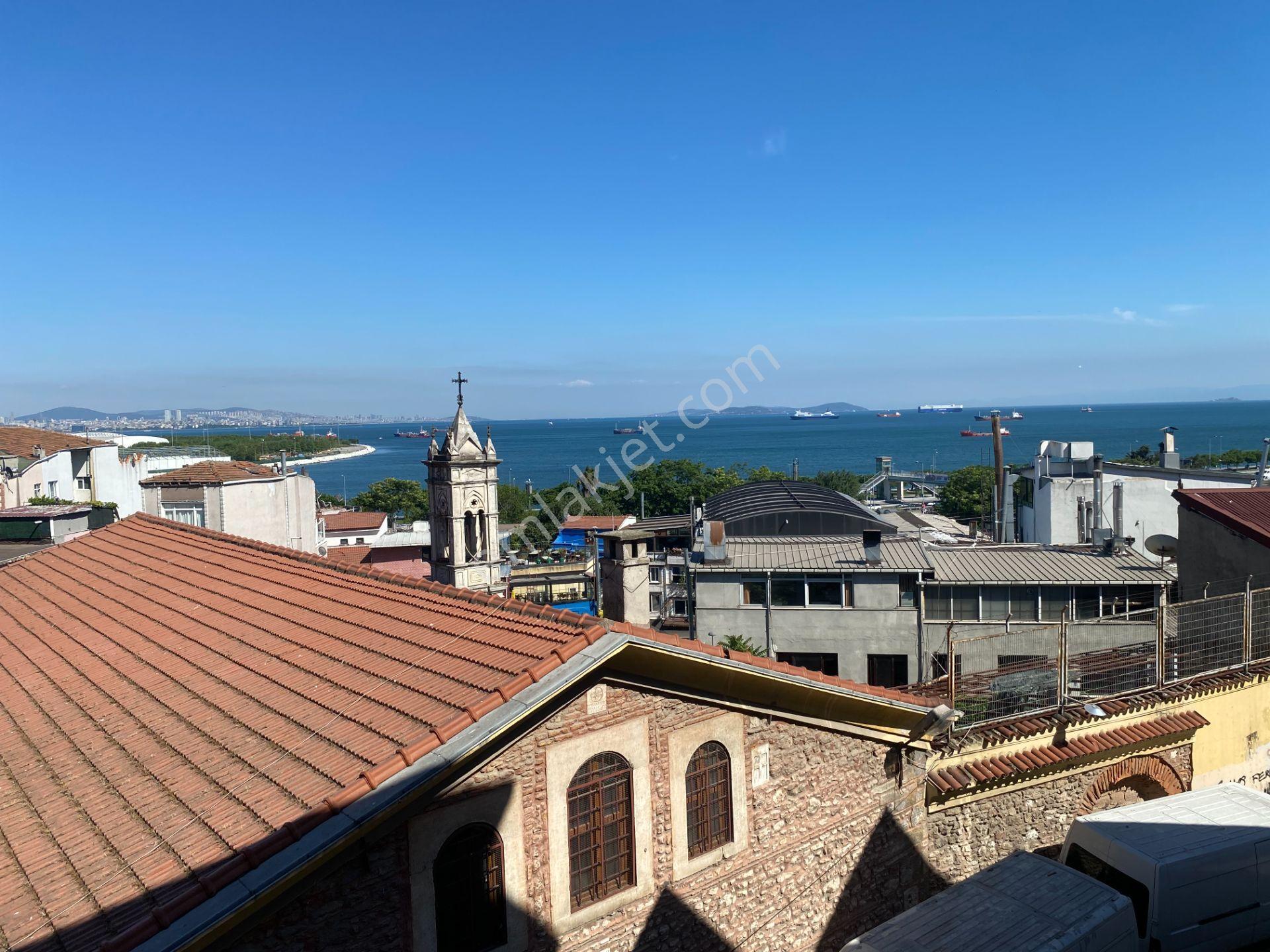 Destan-098 Kocamustafapaşa Cumartesi Pazar Civarı Deniz Manzaralı 2 Oda 1 Salon 80m2 - Görsel 10