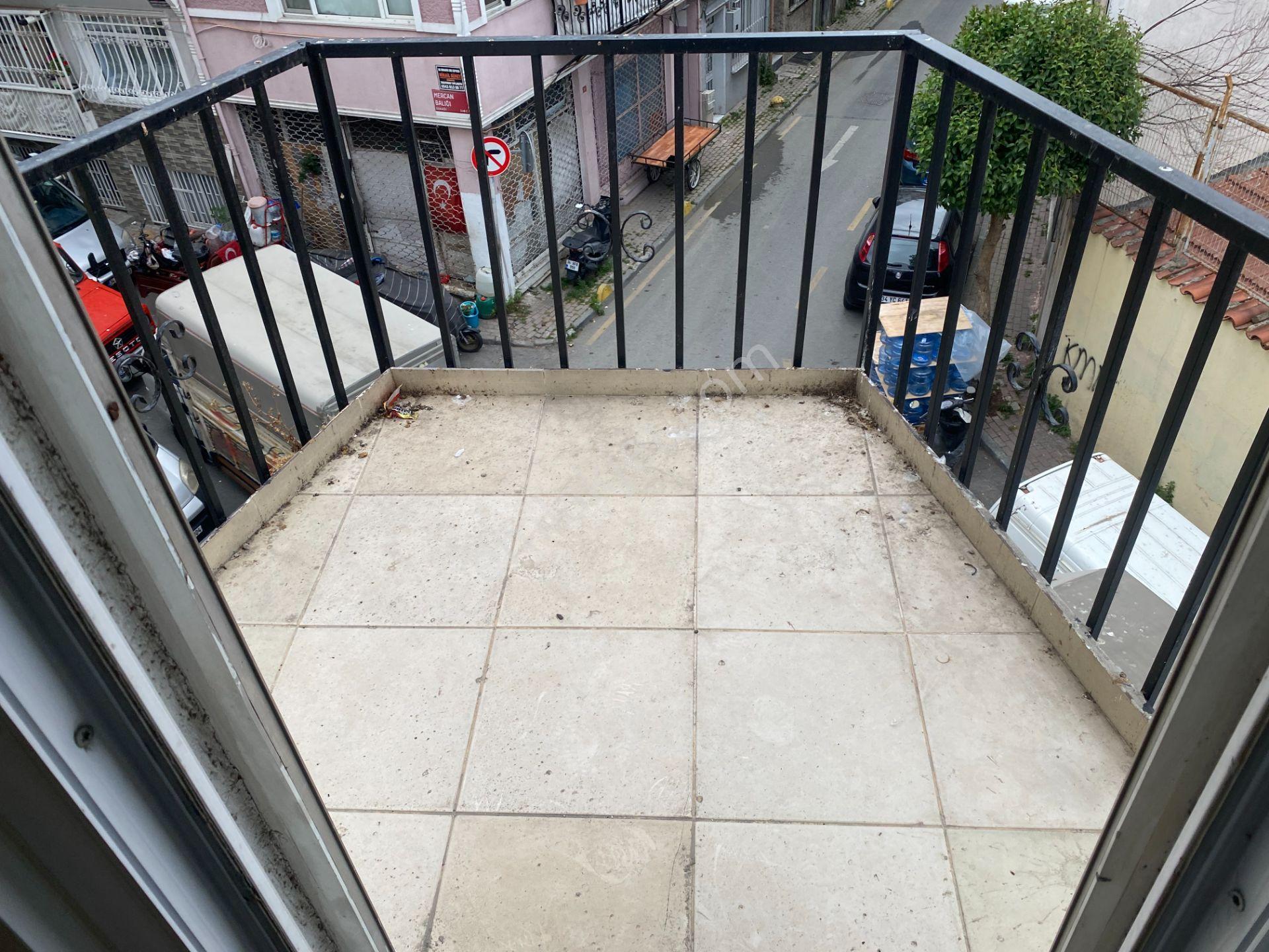 Destan-098 Kocamustafapaşa Cumartesi Pazar Civarı Deniz Manzaralı 2 Oda 1 Salon 80m2 - Görsel 25