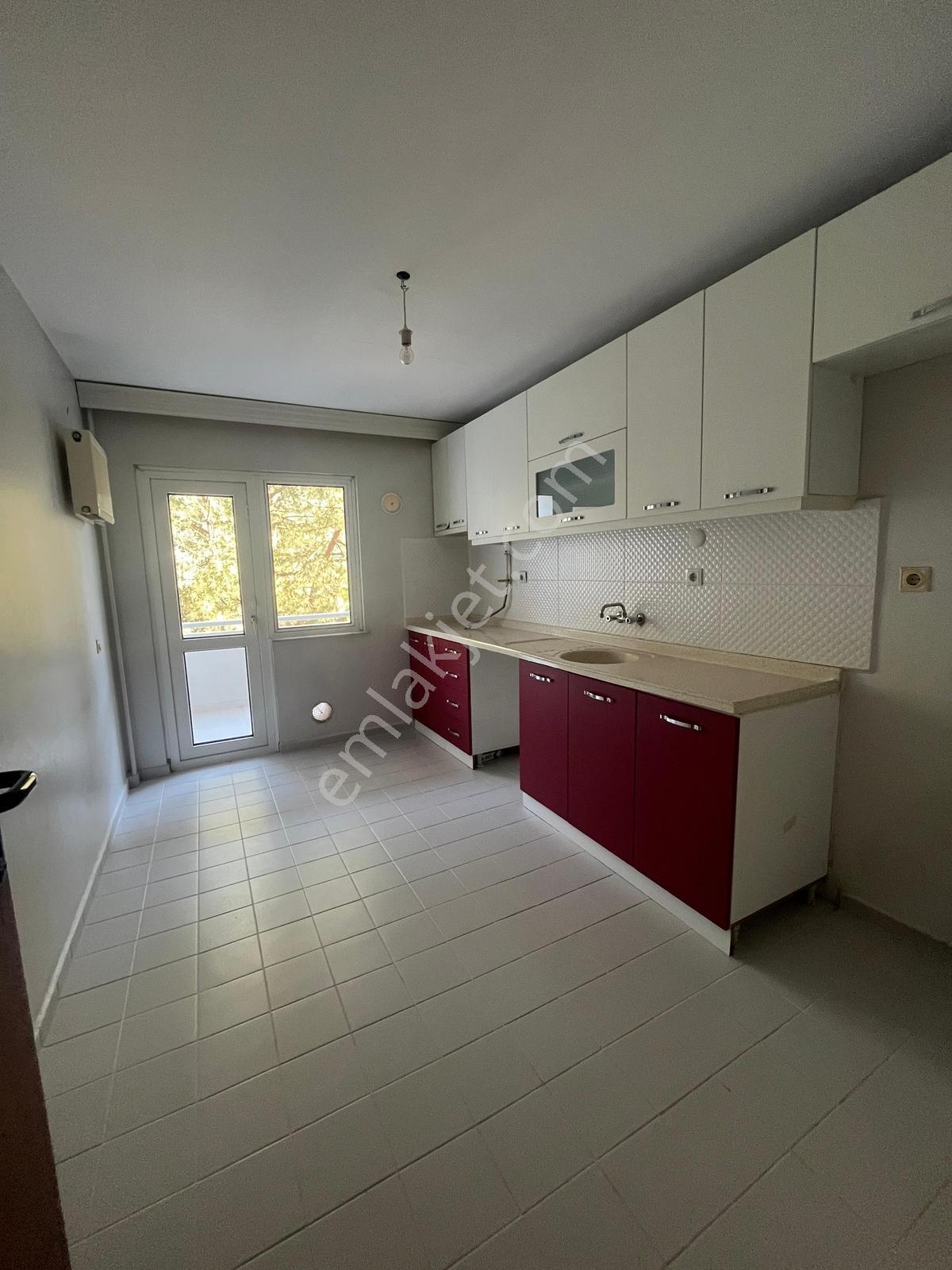Yuvam Akarca'da Mopaş Yanı, Ara Kat, Masrafsız 3+1 Kiralık Daire - Görsel 6