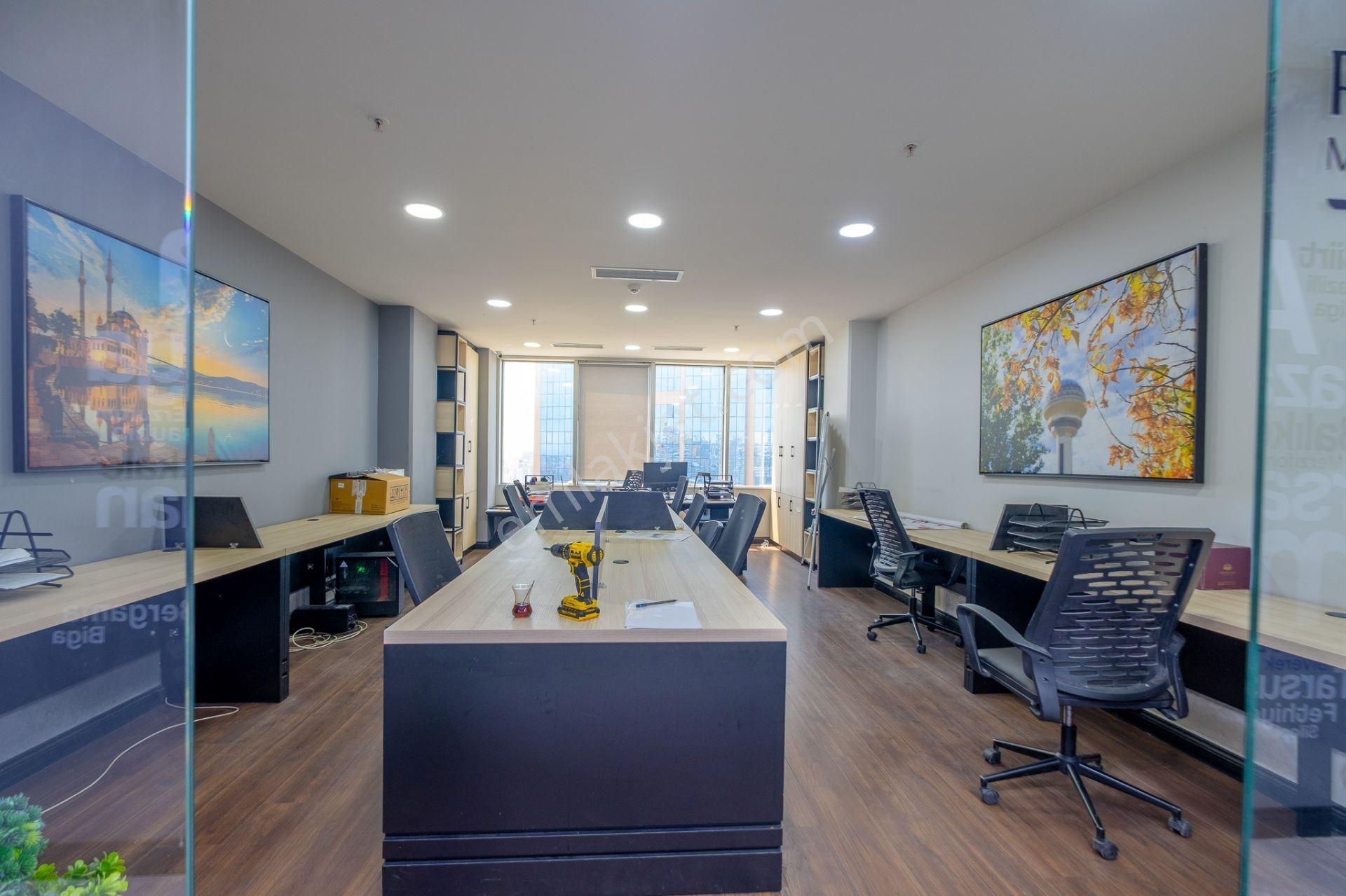 İstoç'da Full Yapılı Kiralık 1000 M2 Tam Kat Plaza - Görsel 33