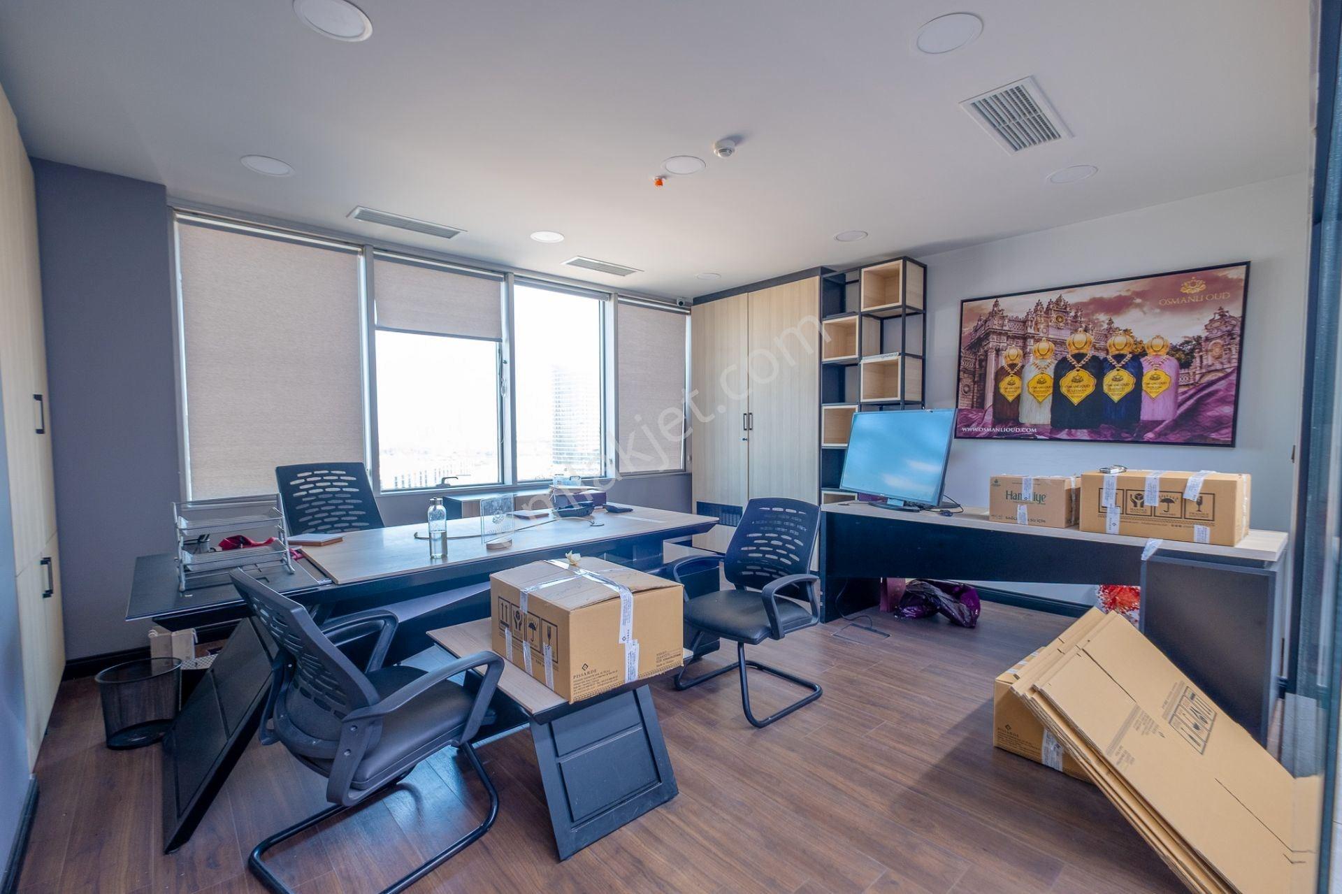 İstoç'da Full Yapılı Kiralık 1000 M2 Tam Kat Plaza - Görsel 22