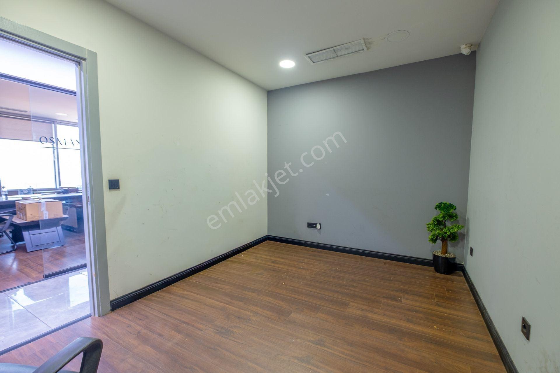 İstoç'da Full Yapılı Kiralık 1000 M2 Tam Kat Plaza - Görsel 21