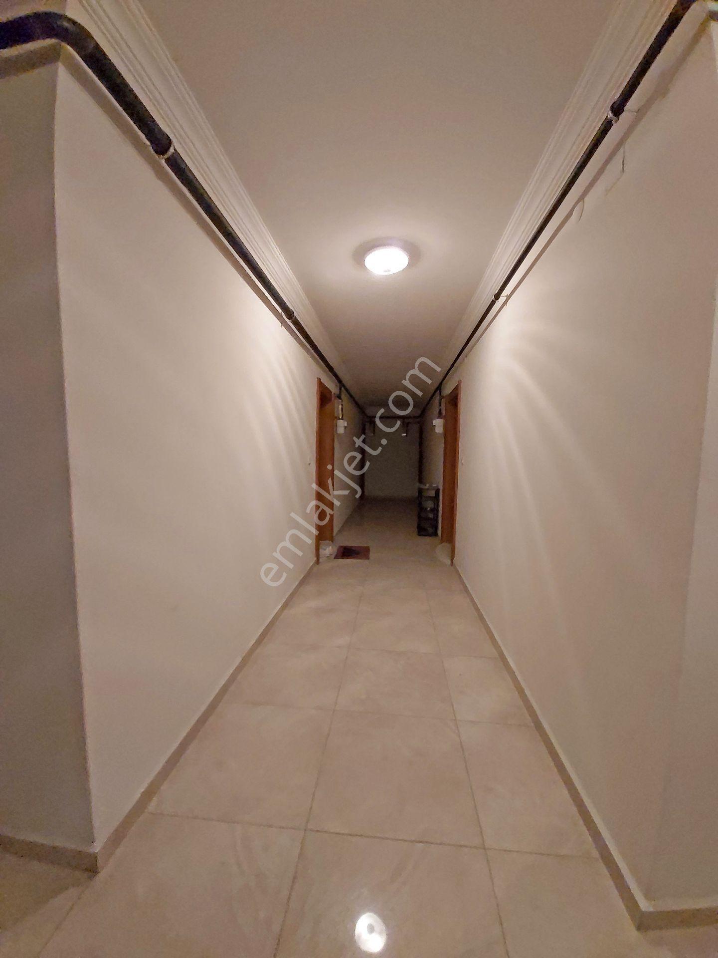 Çarşı Merkezde Doğalgazlı Eşyalı 1+1 Kiralık Geniş Daire - Görsel 6