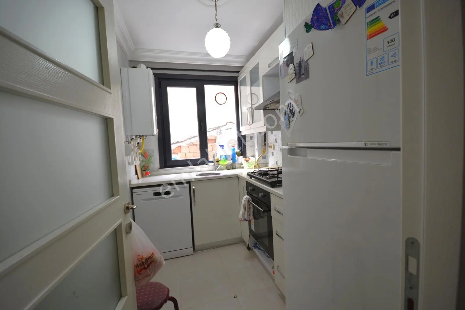 Satılık Merkezde 75 M² Cadde Üzerinde 2+1 İskanlı*ara Kat Daire - Görsel 18