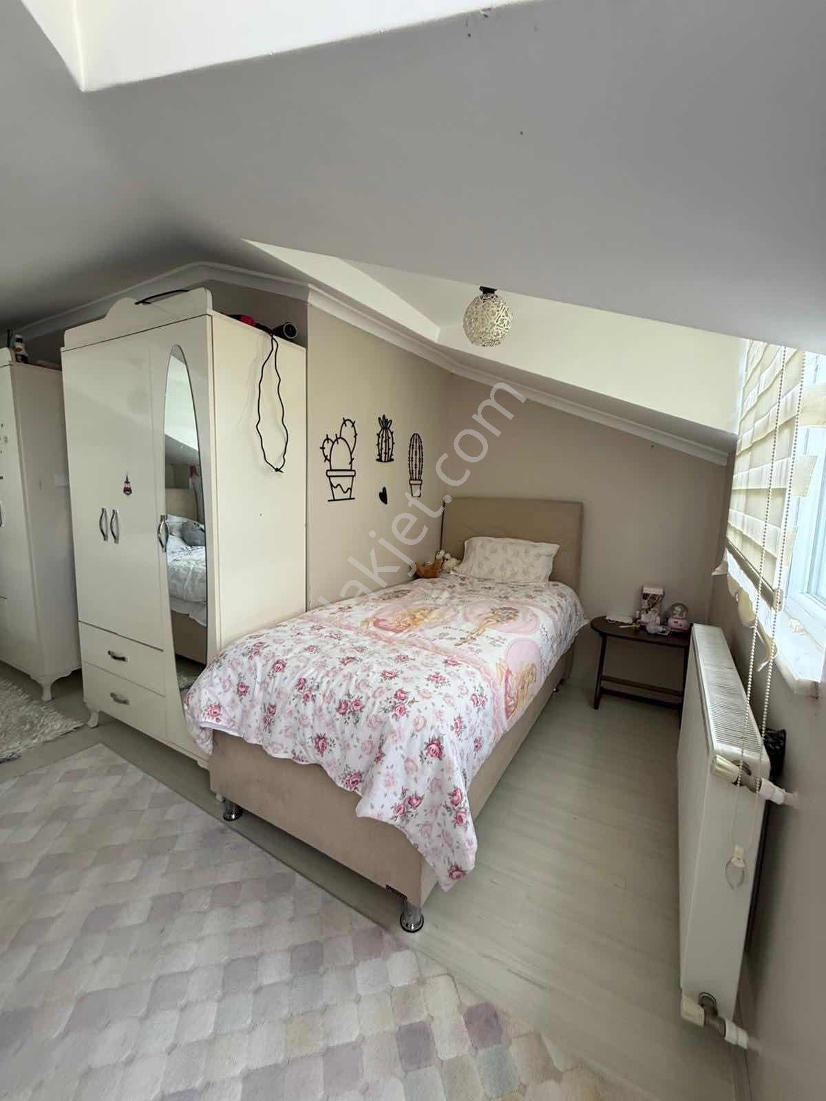 Safa Mh. Kaçırılmayacak Üst Dubleks Daire - Görsel 28
