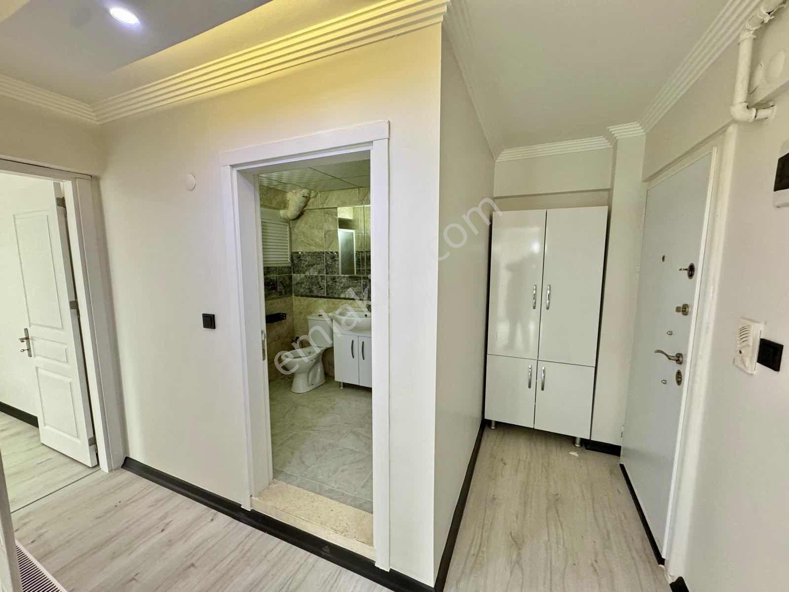 Emlak Center'dan Muradiye Mah Satılık 1+1 Daire - Görsel 18