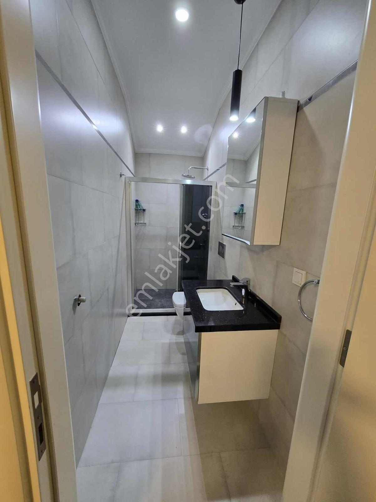 Tuzla Mah'de Uzun Dönem Eşyalı Kiralık 3+1 Daire - Görsel 16