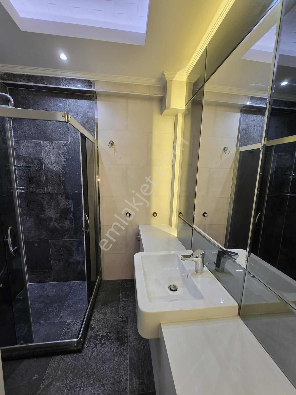 Tuzla Mah'de Uzun Dönem Eşyalı Kiralık 3+1 Daire - Görsel 12