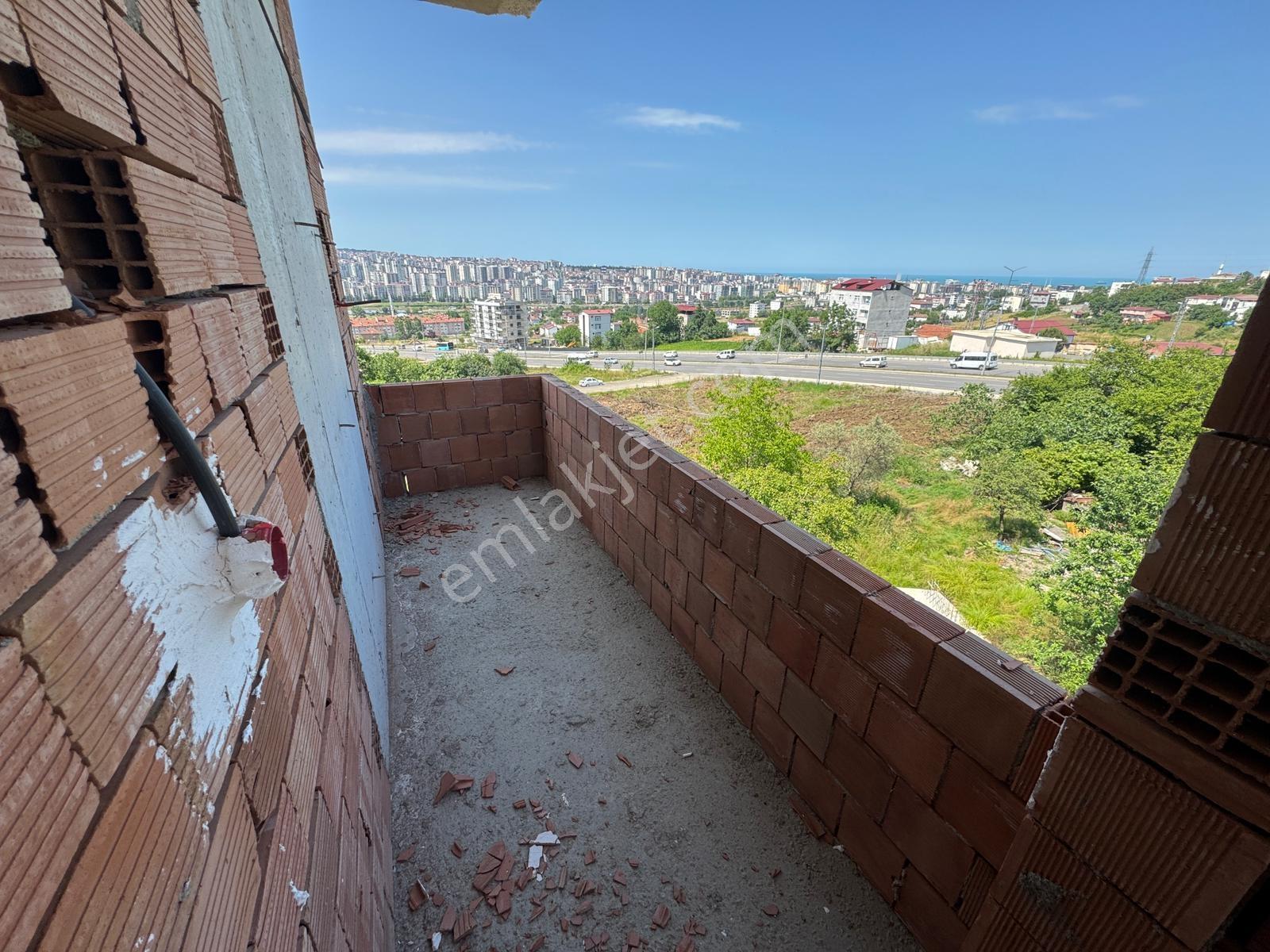 Şehir Hastanesi Yolu Üzerinde Deniz Manzaralı 1+1 Daireler - Görsel 4