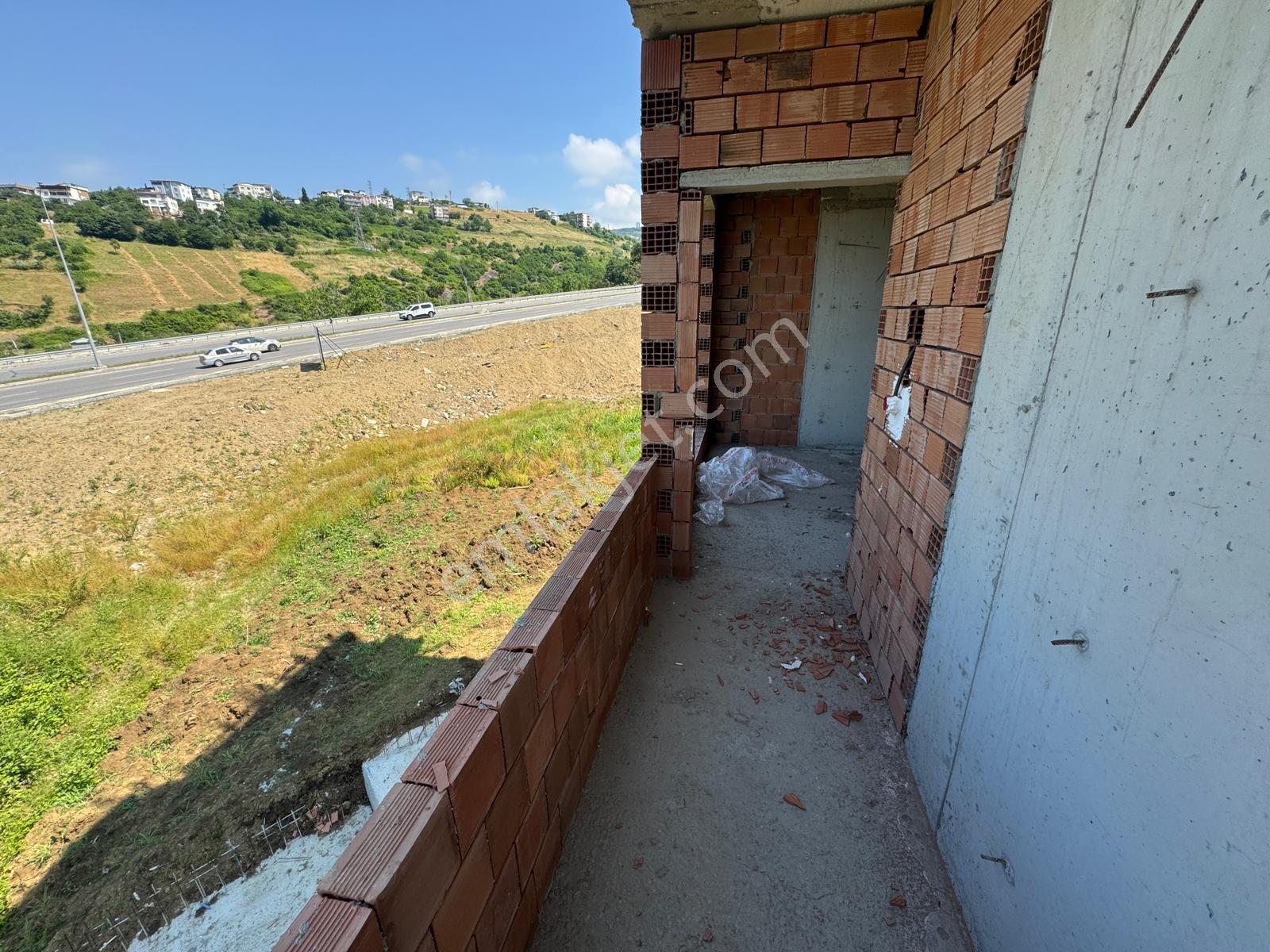 Şehir Hastanesi Yolu Üzerinde Deniz Manzaralı 1+1 Daireler - Görsel 5