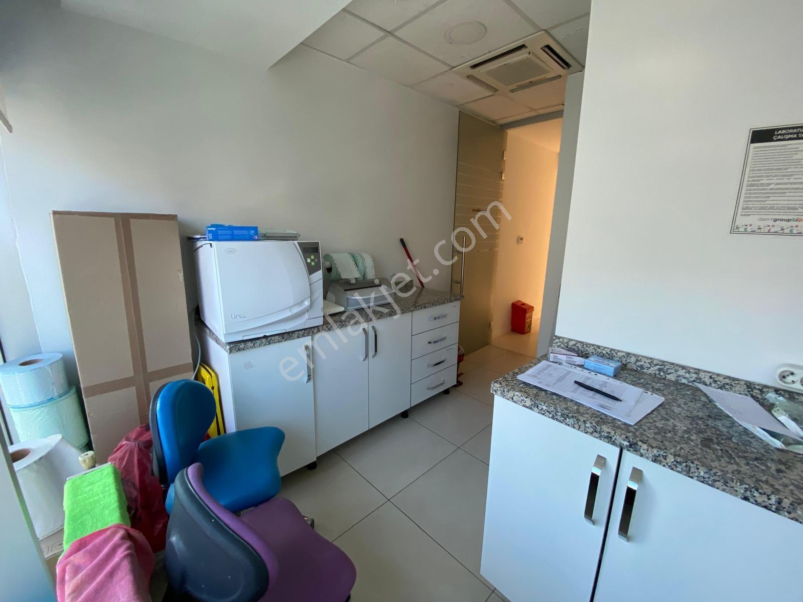 Haznedar'da Satılık Plaza Kurumsal Kiracılı - Görsel 13