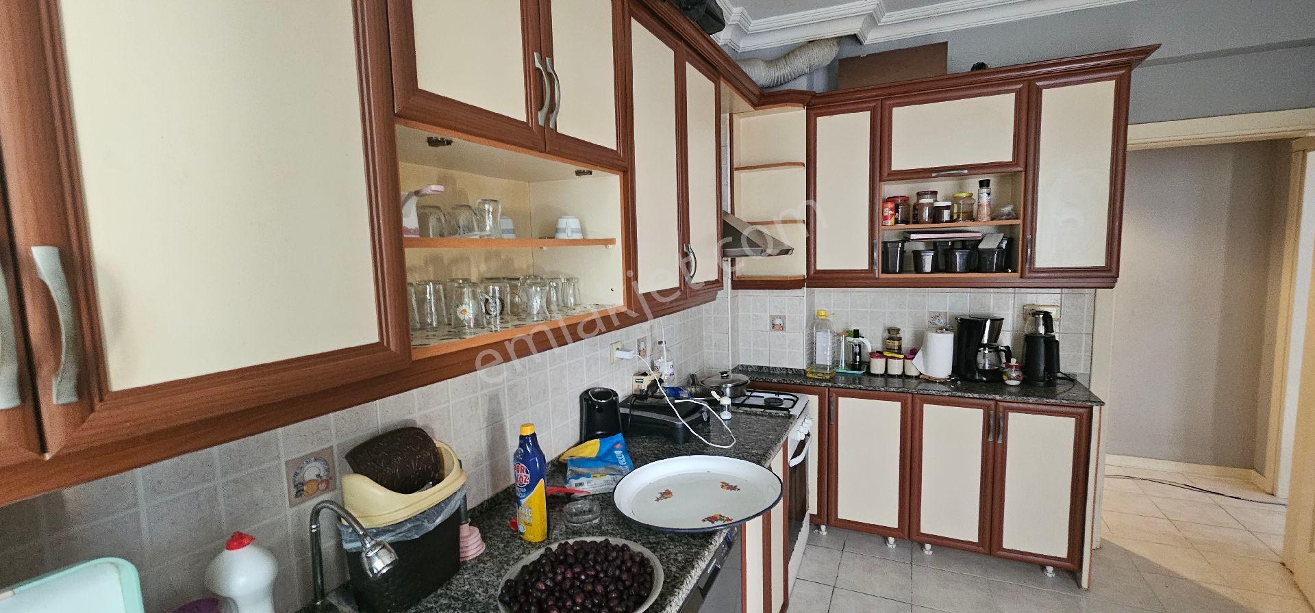 Kasaplar Mahallesinde Satılık Arakat,kapalı Mutfak,140 M² Net 3+1 Daire - Görsel 13