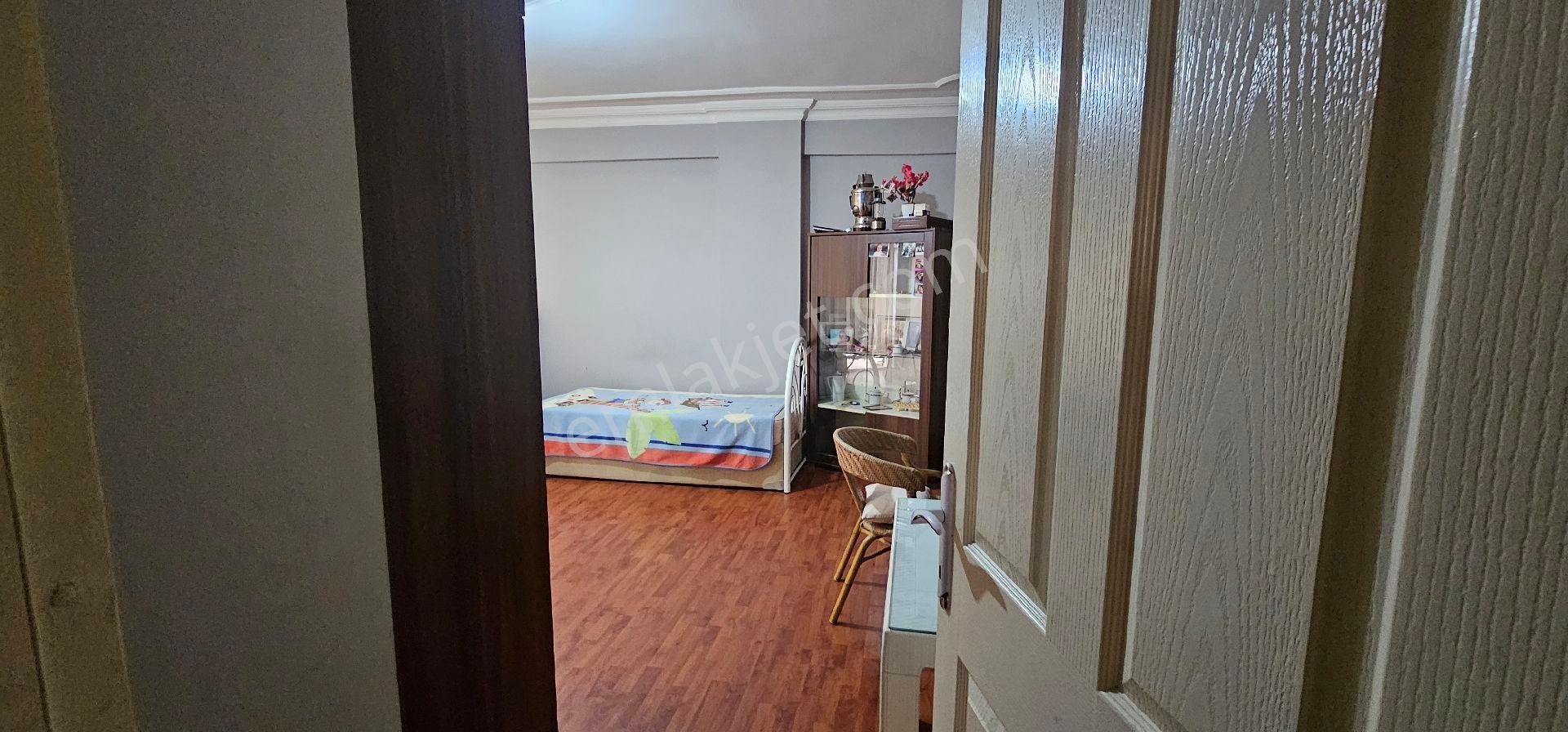 Kasaplar Mahallesinde Satılık Arakat,kapalı Mutfak,140 M² Net 3+1 Daire - Görsel 20