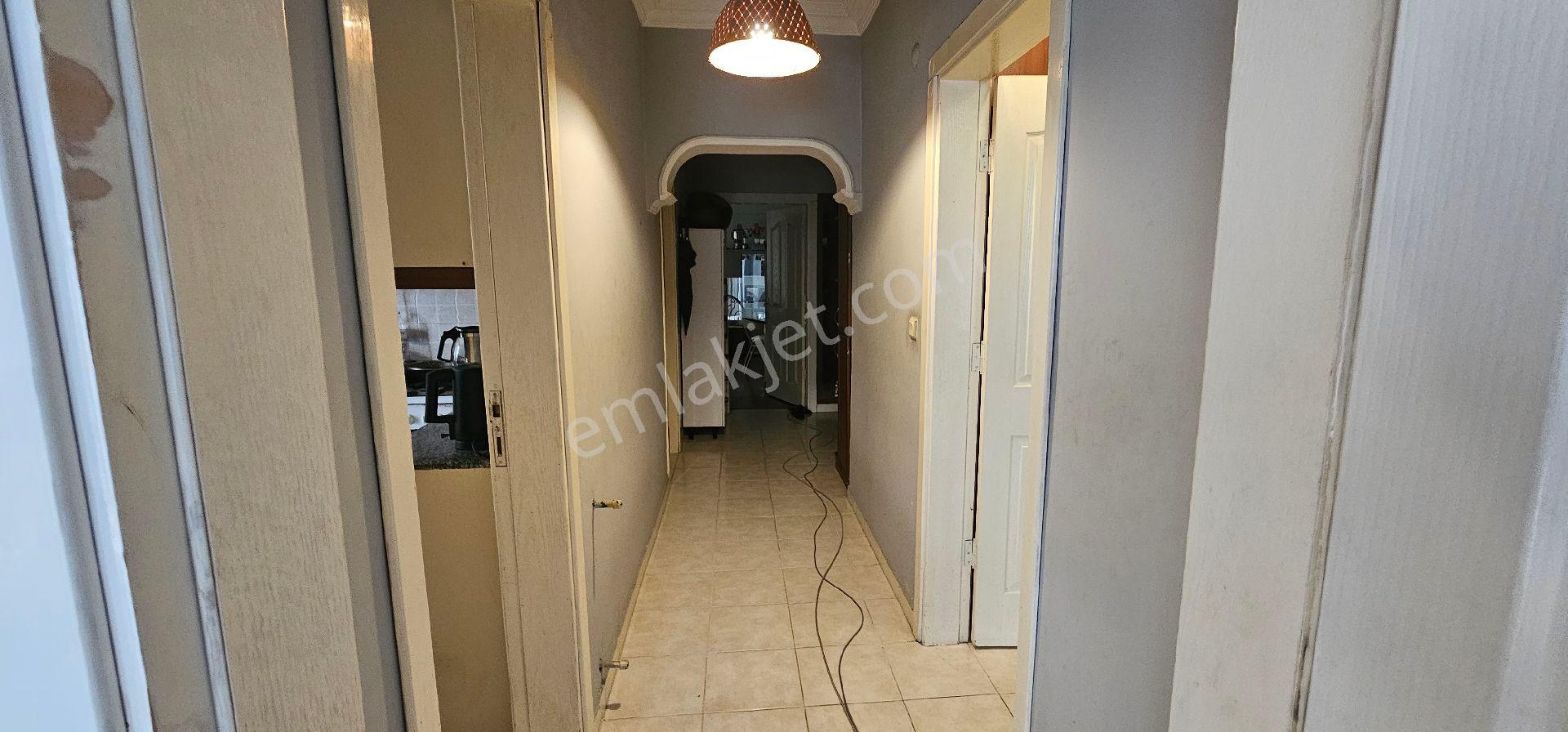 Kasaplar Mahallesinde Satılık Arakat,kapalı Mutfak,140 M² Net 3+1 Daire - Görsel 7