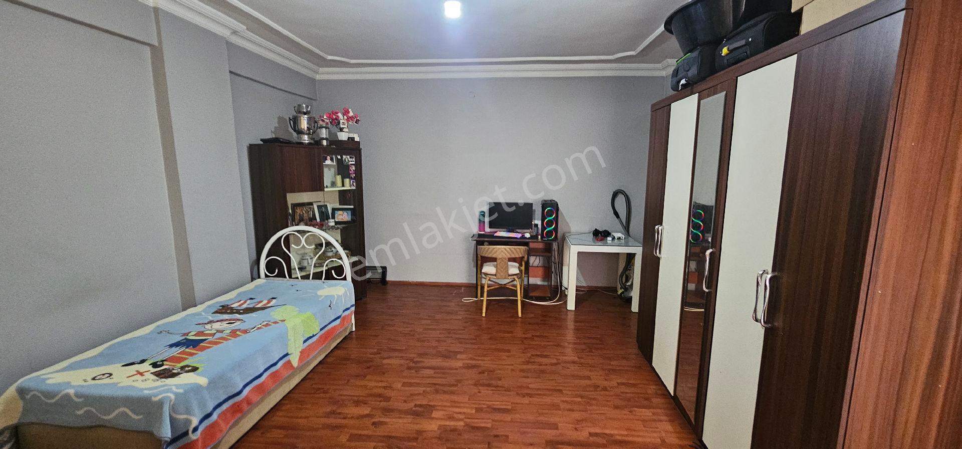 Kasaplar Mahallesinde Satılık Arakat,kapalı Mutfak,140 M² Net 3+1 Daire - Görsel 25
