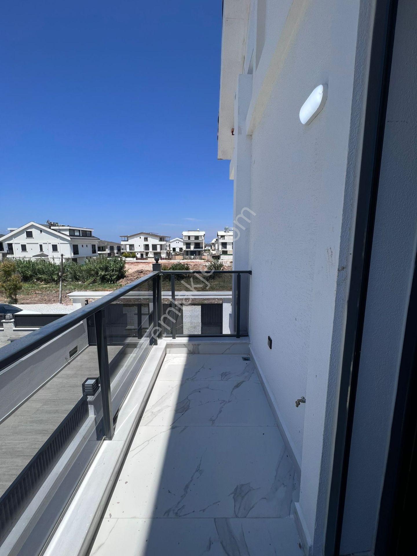 Didim Hisarda Akıllı Sistem 4+1 Kendine Ait Havuzlu Sıfır Villa - Görsel 17