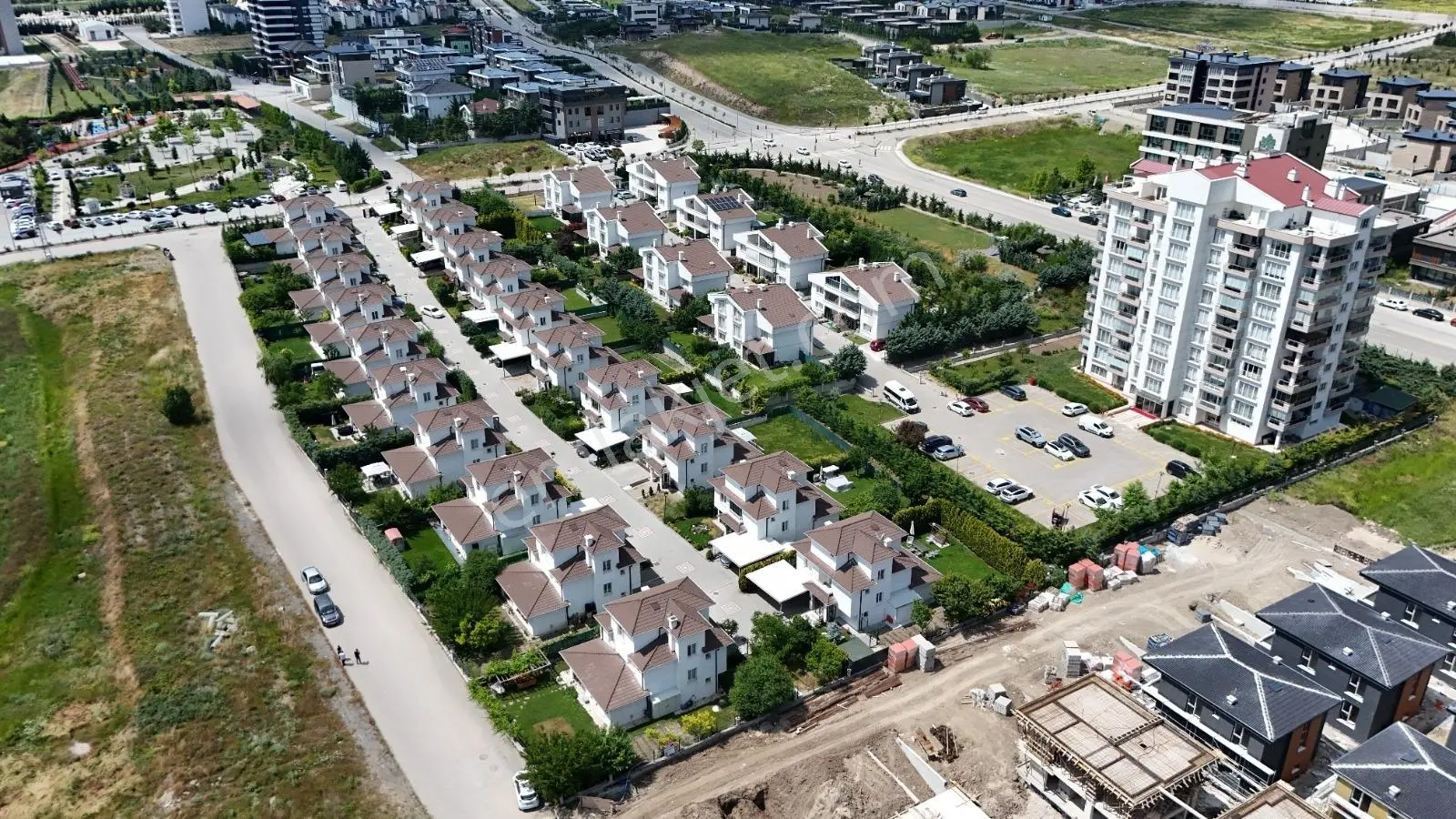 Bağlıca 470m2 Arsa Paylı Daire Fiyatına Satılık 4+1villa - Görsel 14
