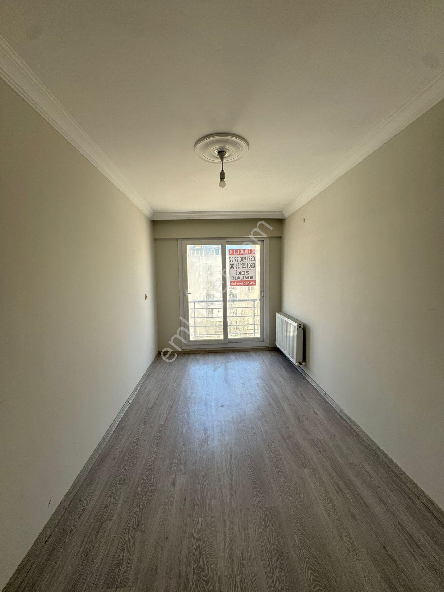 Zeki Emlak'tan Muradiye Mahallesinde Kiralık 2+1 Daire - Görsel 6