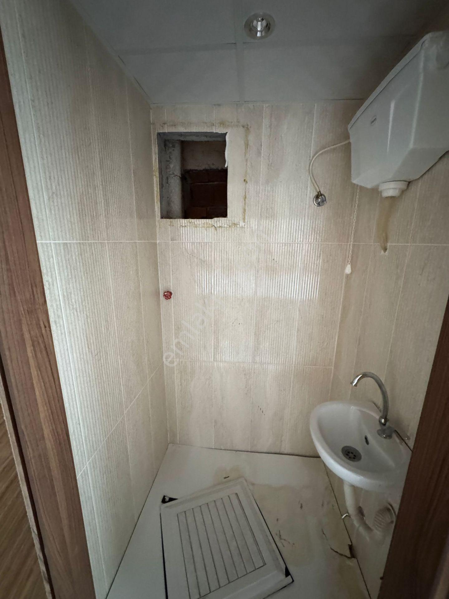 Zeki Emlak'tan Muradiye Mahallesinde Kiralık 2+1 Daire - Görsel 17