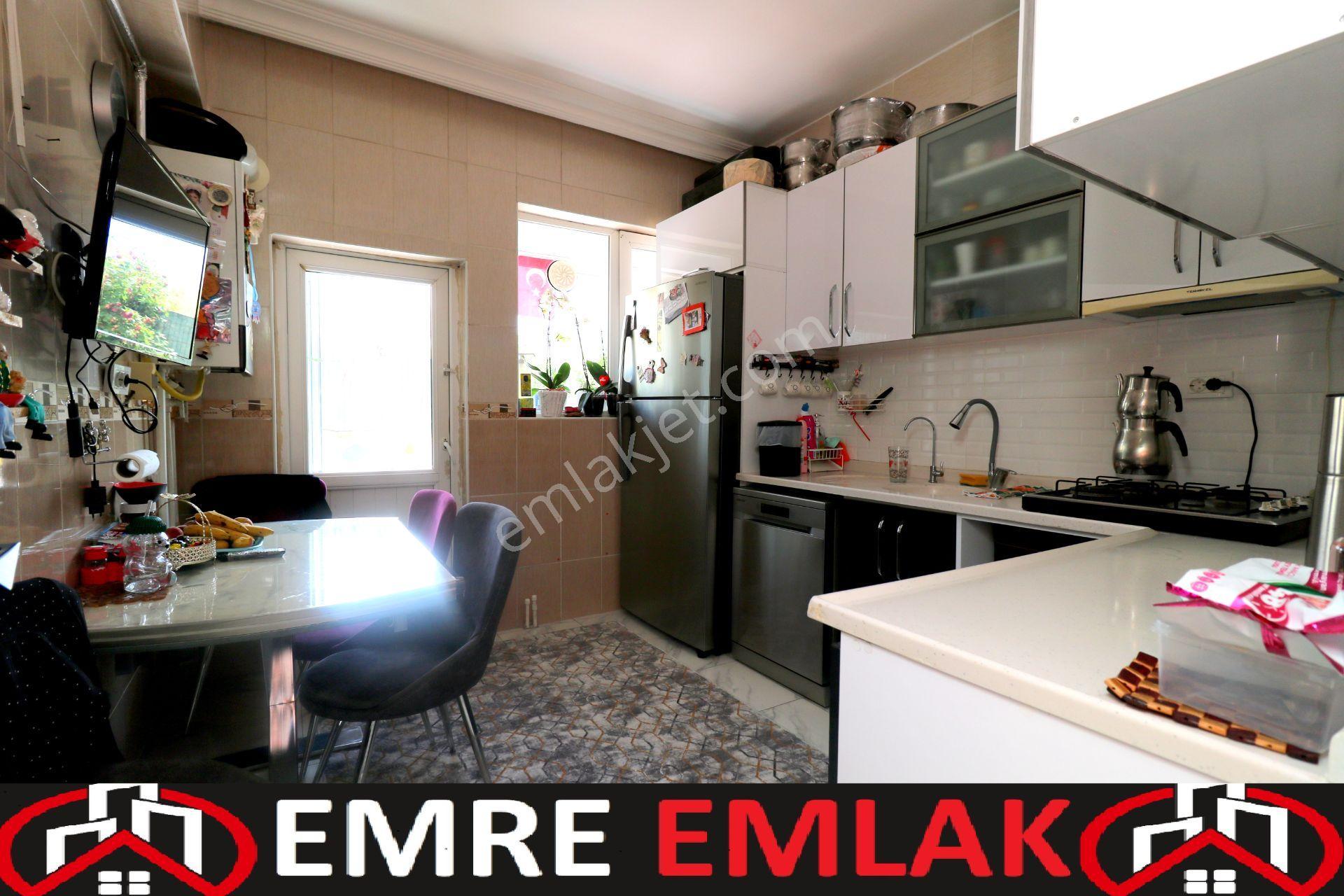 Emre Emlak'tan Topçu'da Ahimesut Bulv Yakını Ebeveyn Banyolu 3+1 Satılık Daire