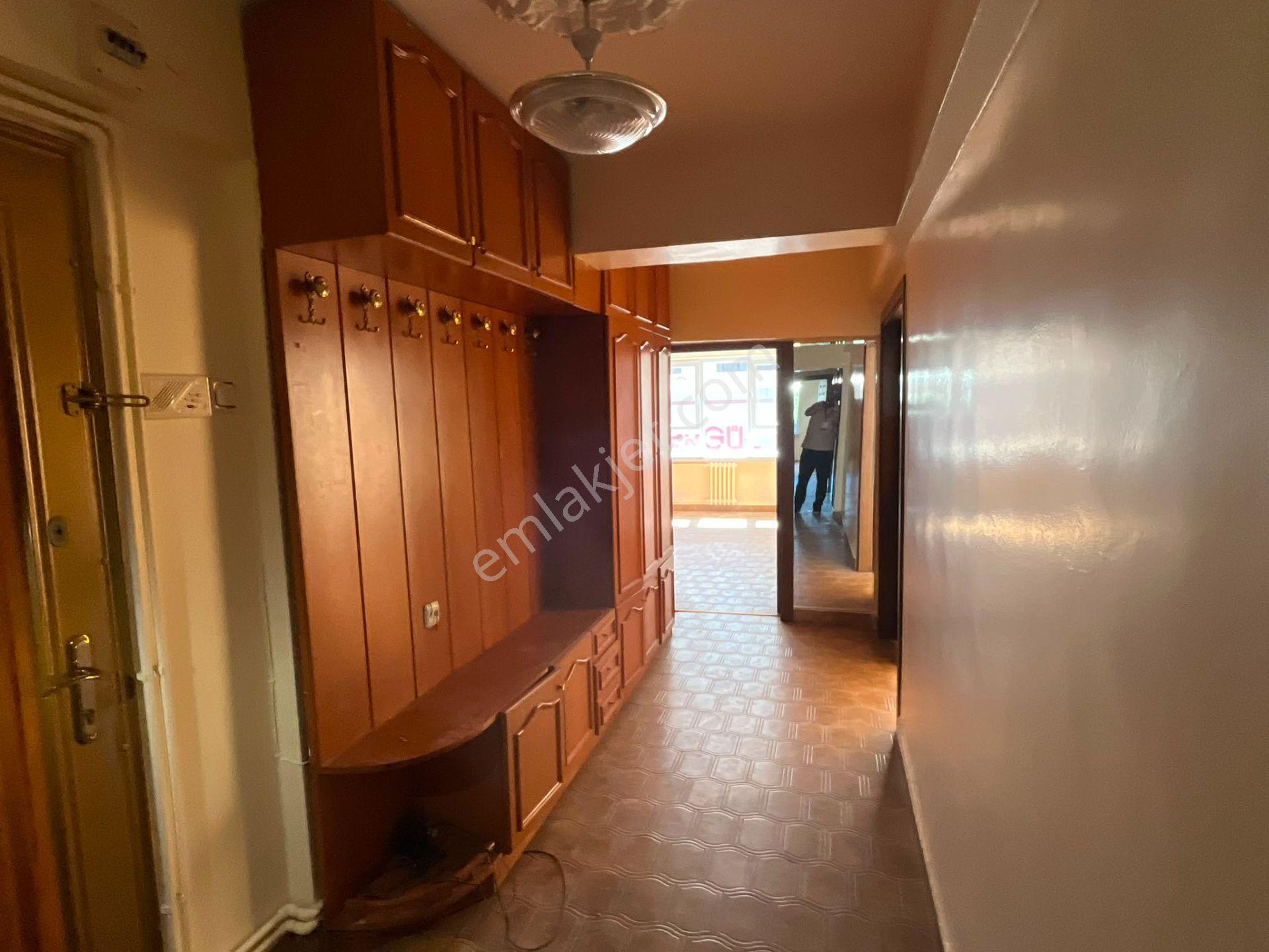 Century 21 Vizyondan Yunus Emre Cd Kiralık 3+1 Daire - Görsel 8