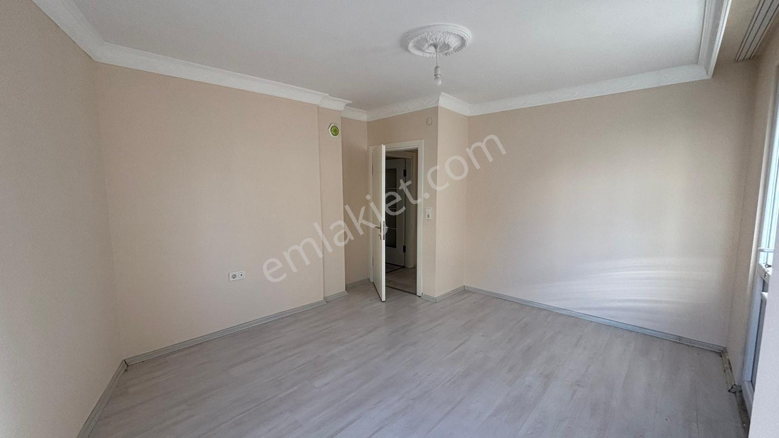 Kocaelli Gebze Cumhuriyet Mah De 2+1 Kombili 105m2 İkinci Kat Asansörlü 2 Yaş Kiralık Daire - Görsel 6