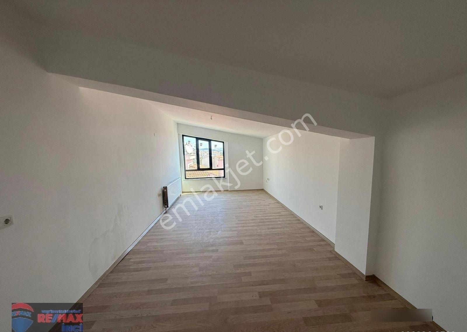 Re/max İnci'den Paşaalanı Mahallesi'nde Prestijli Komple Kiralık Bina - Görsel 8