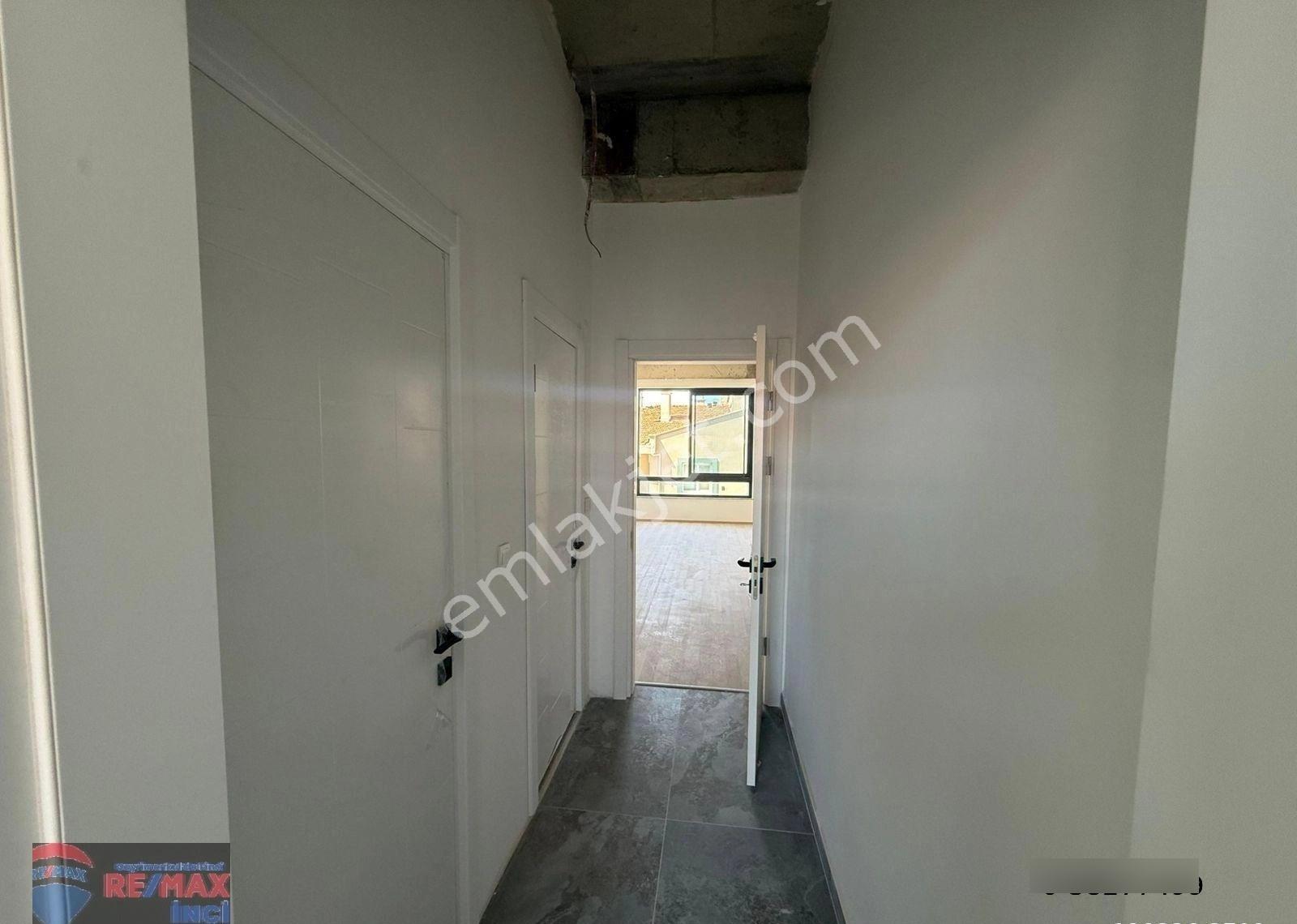 Re/max İnci'den Paşaalanı Mahallesi'nde Prestijli Komple Kiralık Bina - Görsel 33