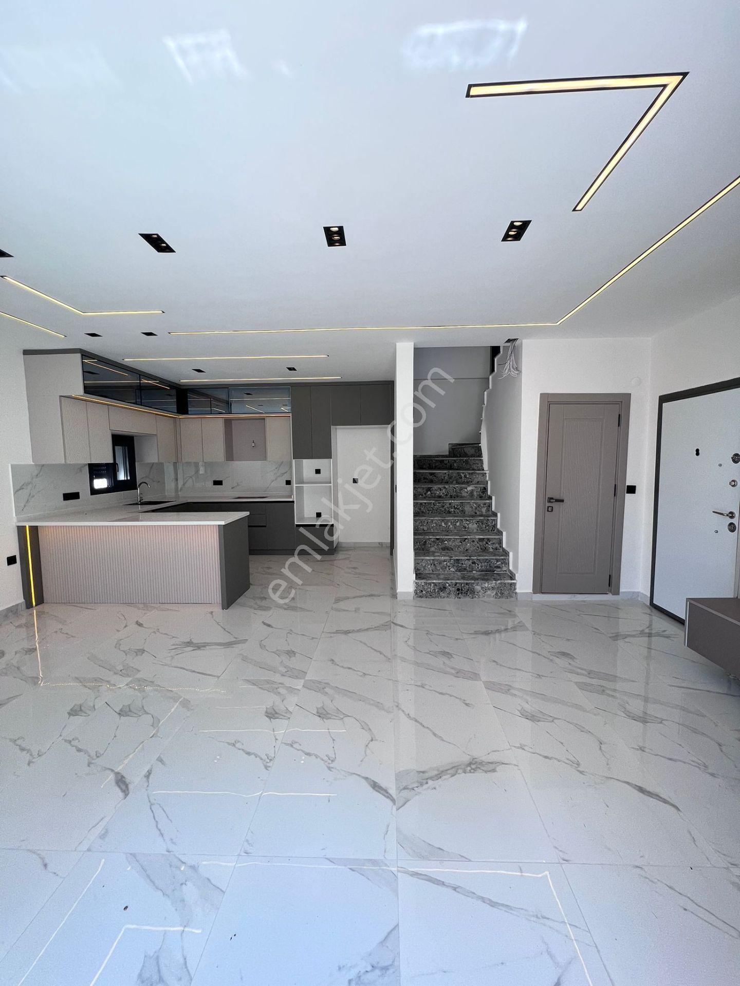 Didim Hisar Mahallesinde Akıllı Sistem Kendine Ait Havuzlu Geniş Bahçeli 4+1 Sıfır Villa - Görsel 5