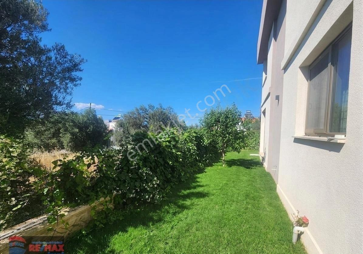 Re/max İnci'den Gömeç Karaağaç'ta Kiralık Deniz Manzaralı Müstakil Villa - Görsel 11
