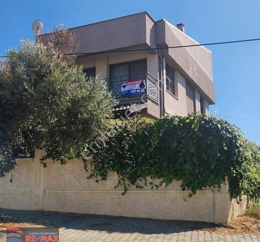 Re/max İnci'den Gömeç Karaağaç'ta Kiralık Deniz Manzaralı Müstakil Villa - Görsel 29