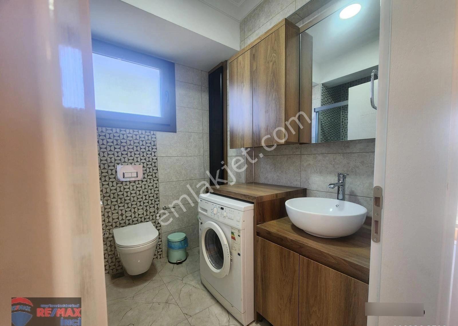 Re/max İnci'den Gömeç Karaağaç'ta Kiralık Deniz Manzaralı Müstakil Villa - Görsel 15