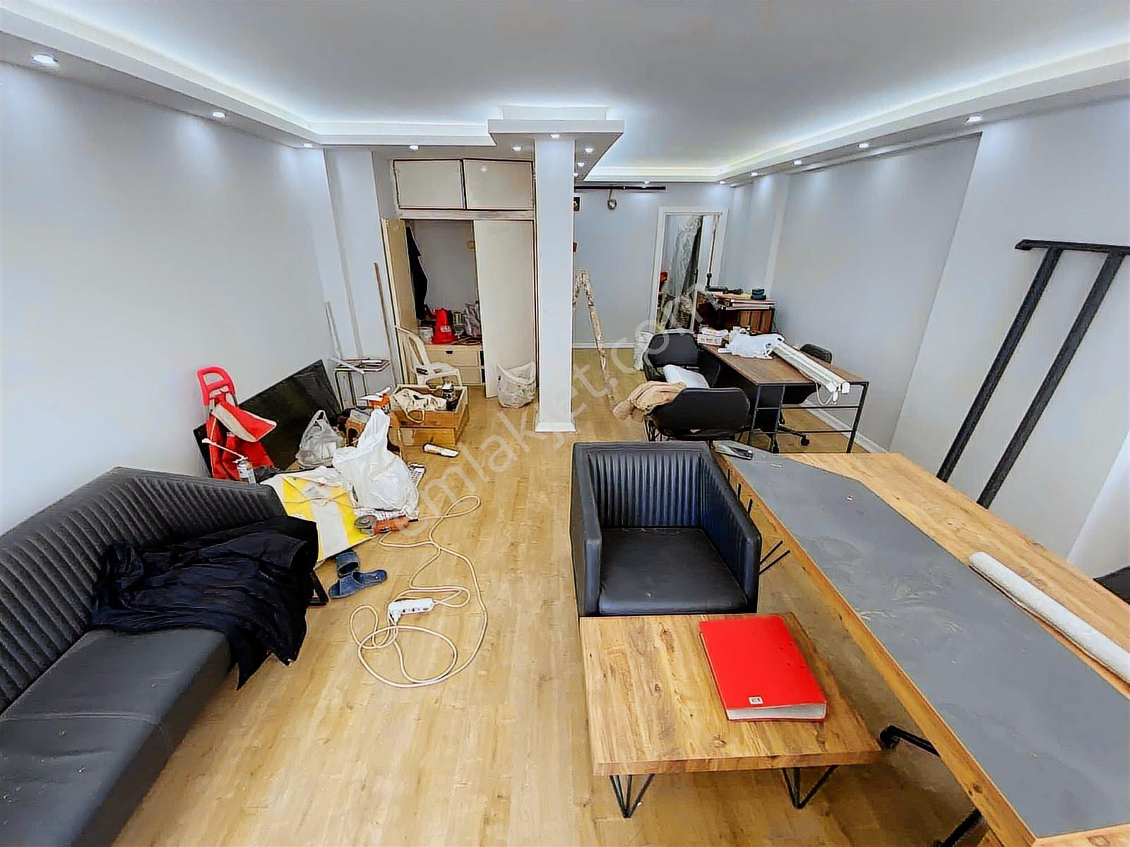 İnönü Caddesının En Prestijli Yerinde Eşyalı Kiralık Ofis - Görsel 14
