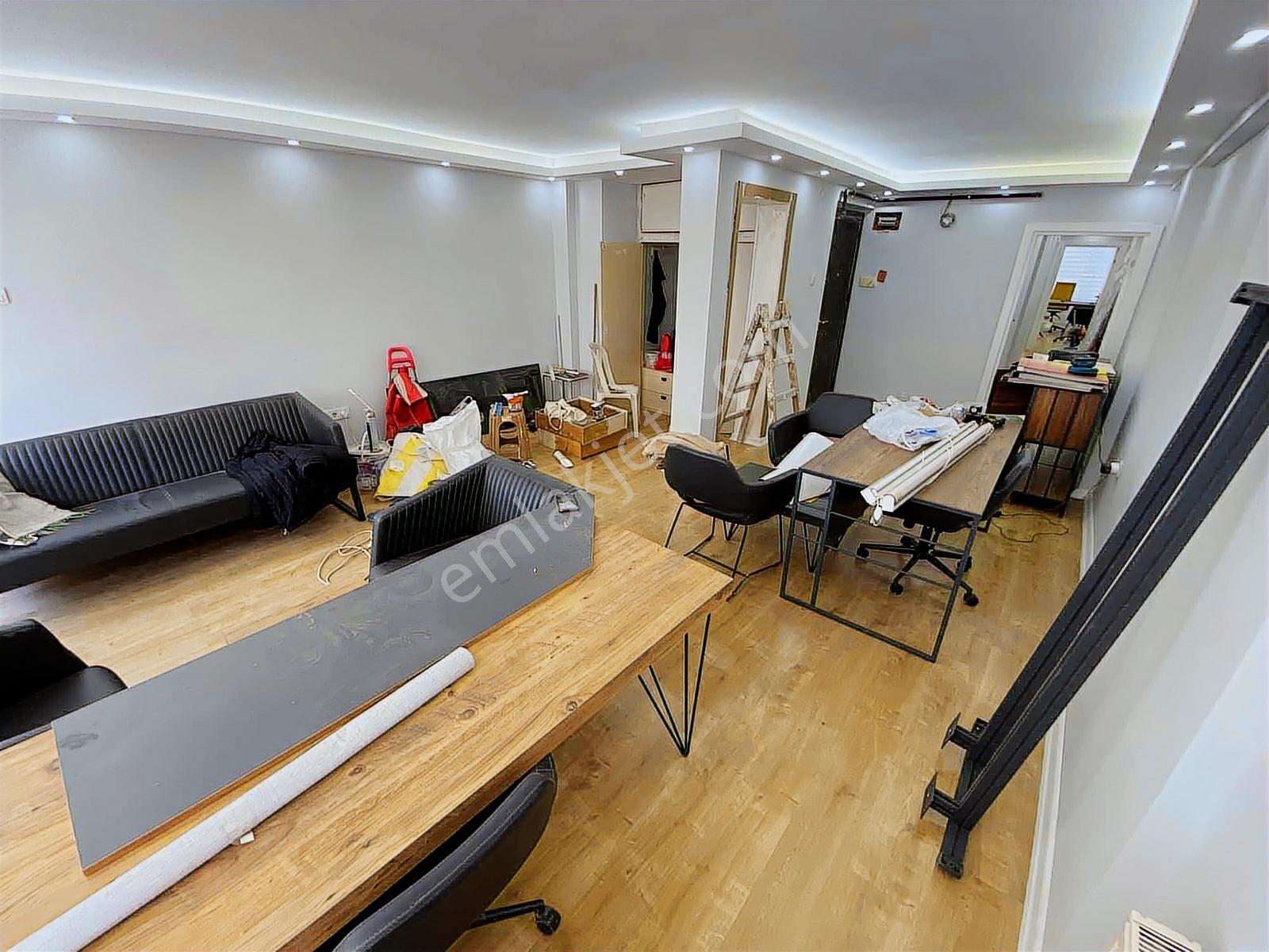 İnönü Caddesının En Prestijli Yerinde Eşyalı Kiralık Ofis - Görsel 25