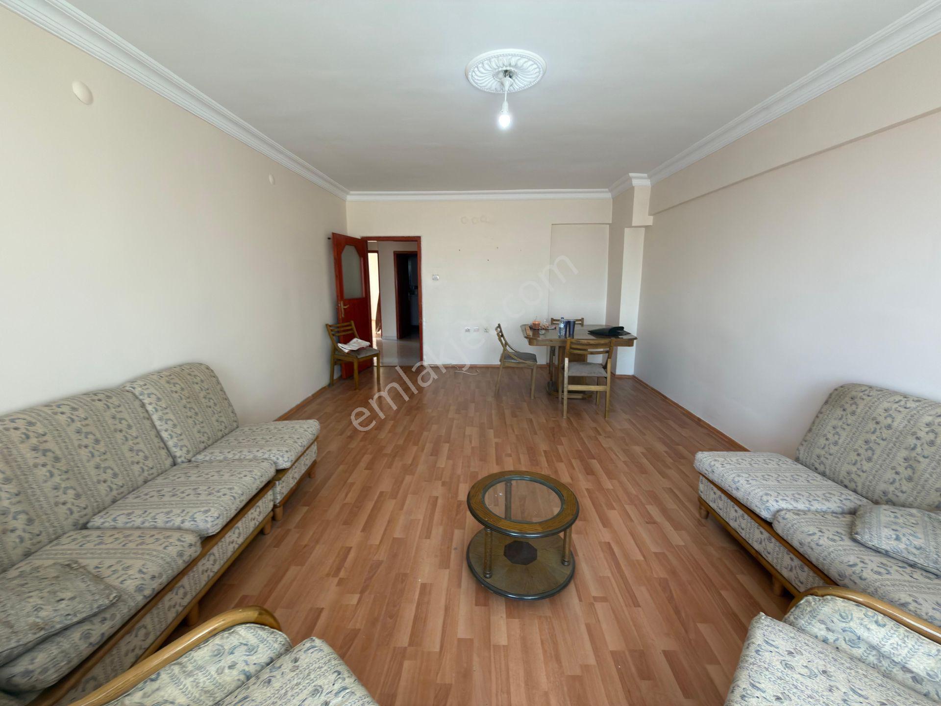 Turyap'tan Çaldıran Mah 507 Sokak 3+1 1. Kat Kiralık - Görsel 4