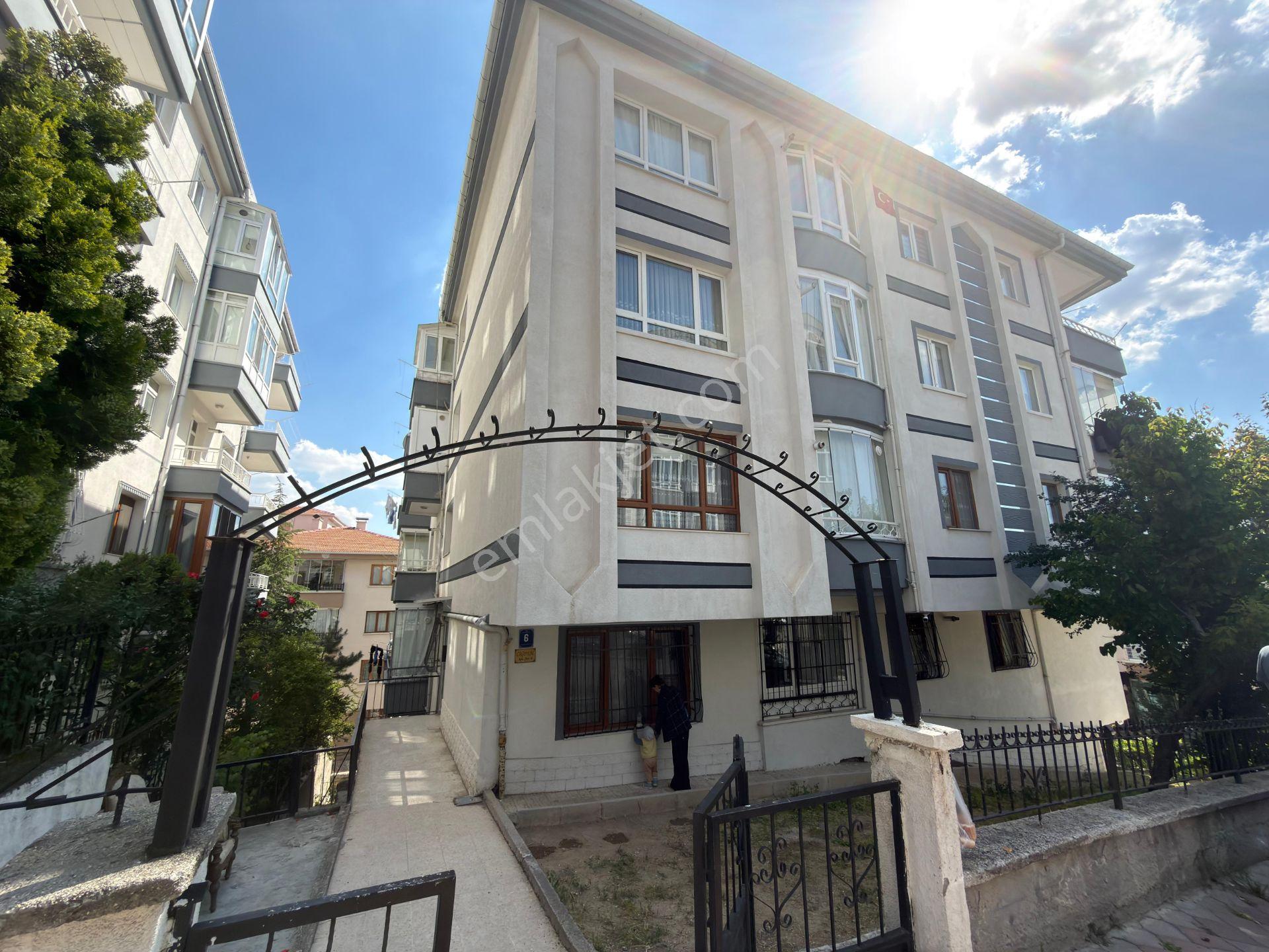 Turyap'tan Çaldıran Mah 507 Sokak 3+1 1. Kat Kiralık - Görsel 30