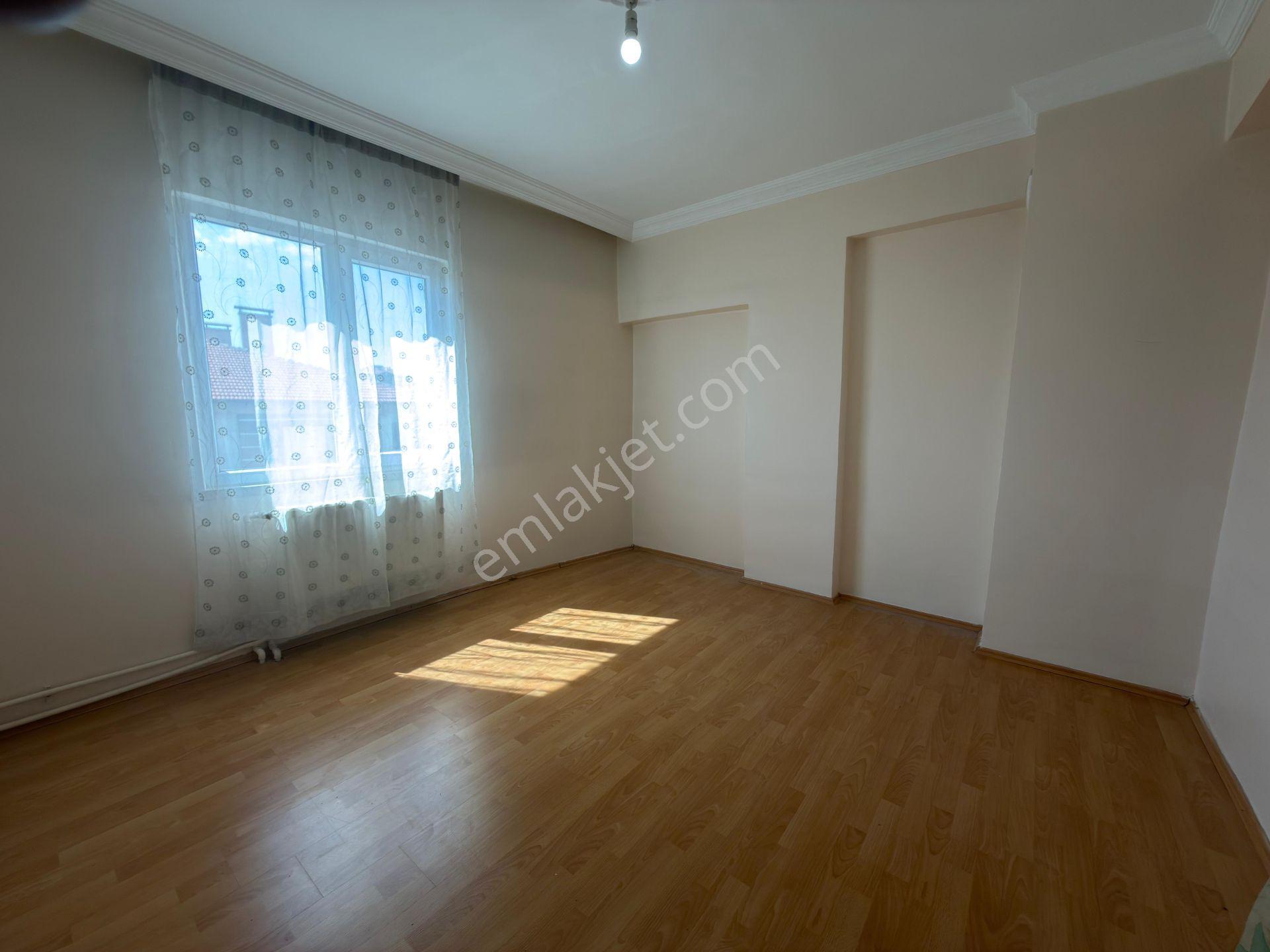 Turyap'tan Çaldıran Mah 507 Sokak 3+1 1. Kat Kiralık - Görsel 19