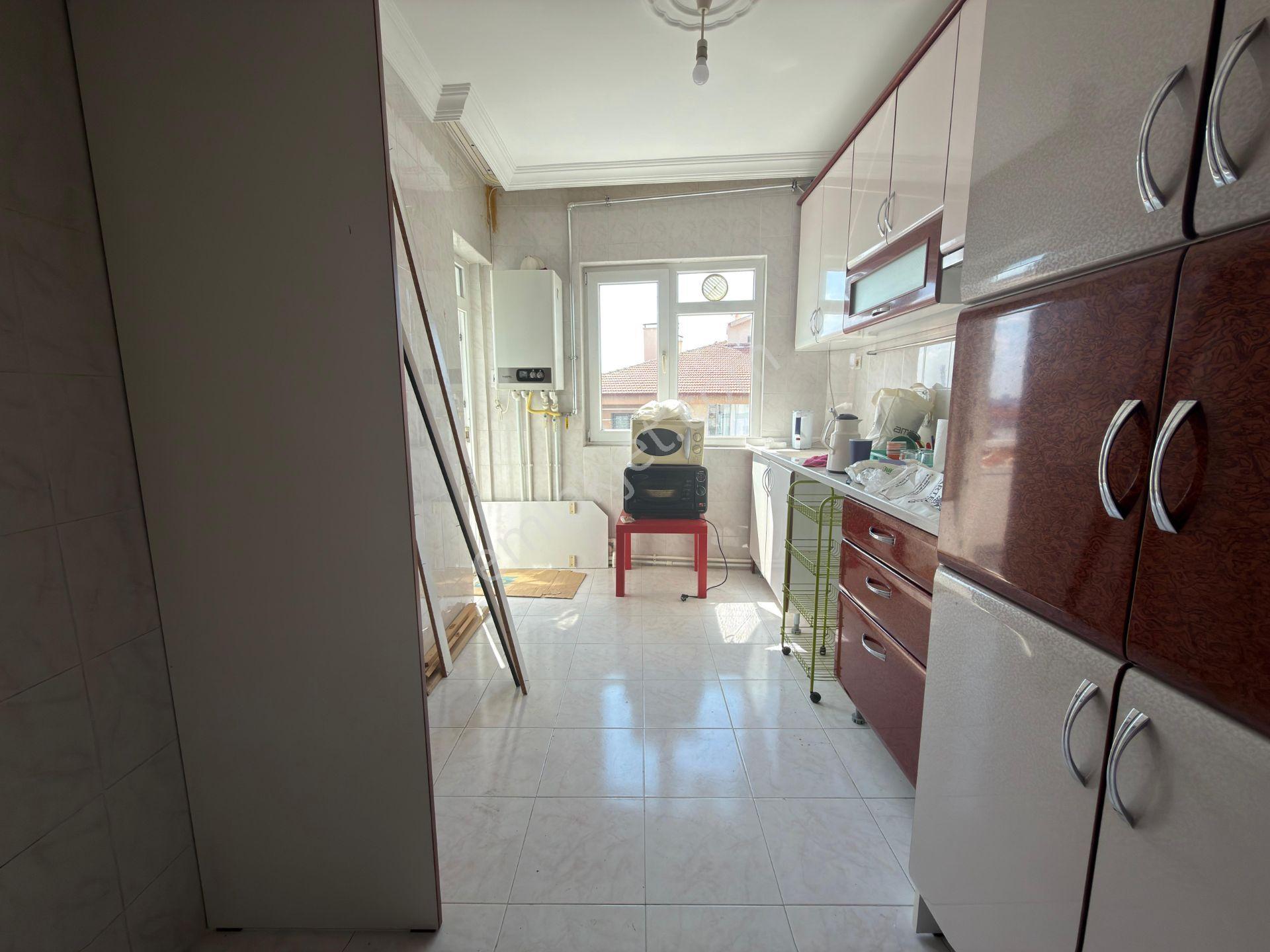 Turyap'tan Çaldıran Mah 507 Sokak 3+1 1. Kat Kiralık - Görsel 7