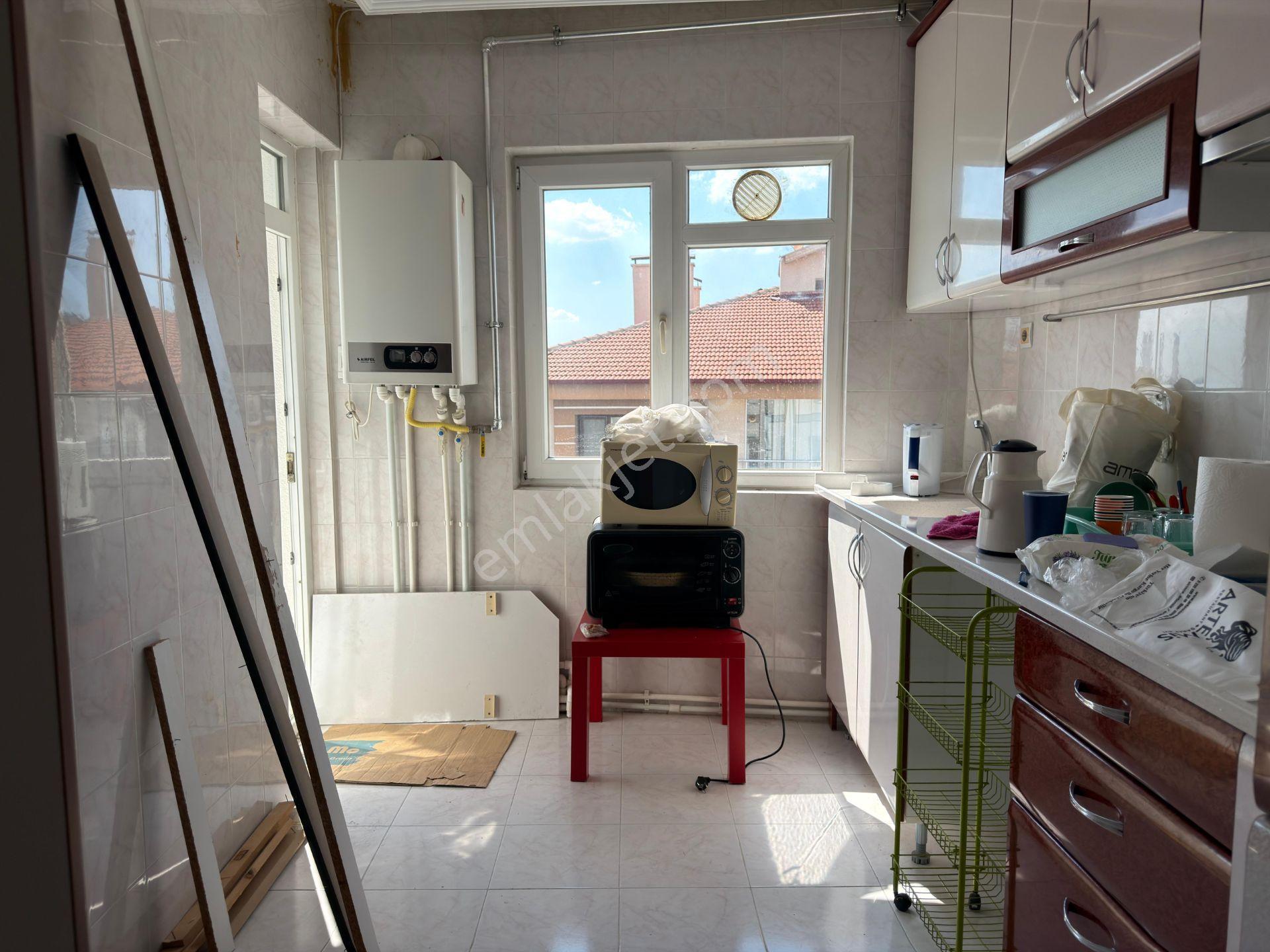 Turyap'tan Çaldıran Mah 507 Sokak 3+1 1. Kat Kiralık - Görsel 6