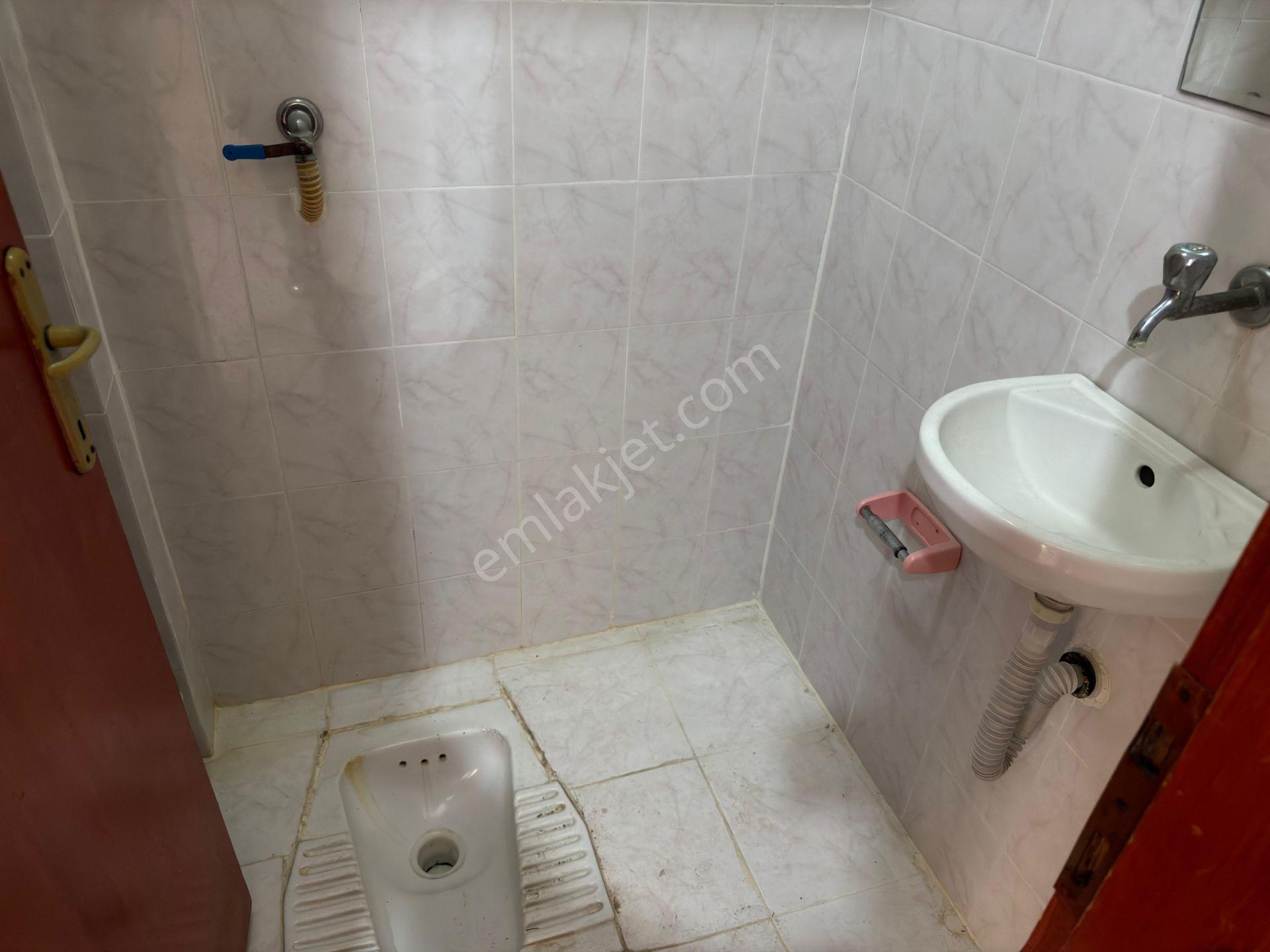 Turyap'tan Çaldıran Mah 507 Sokak 3+1 1. Kat Kiralık - Görsel 32