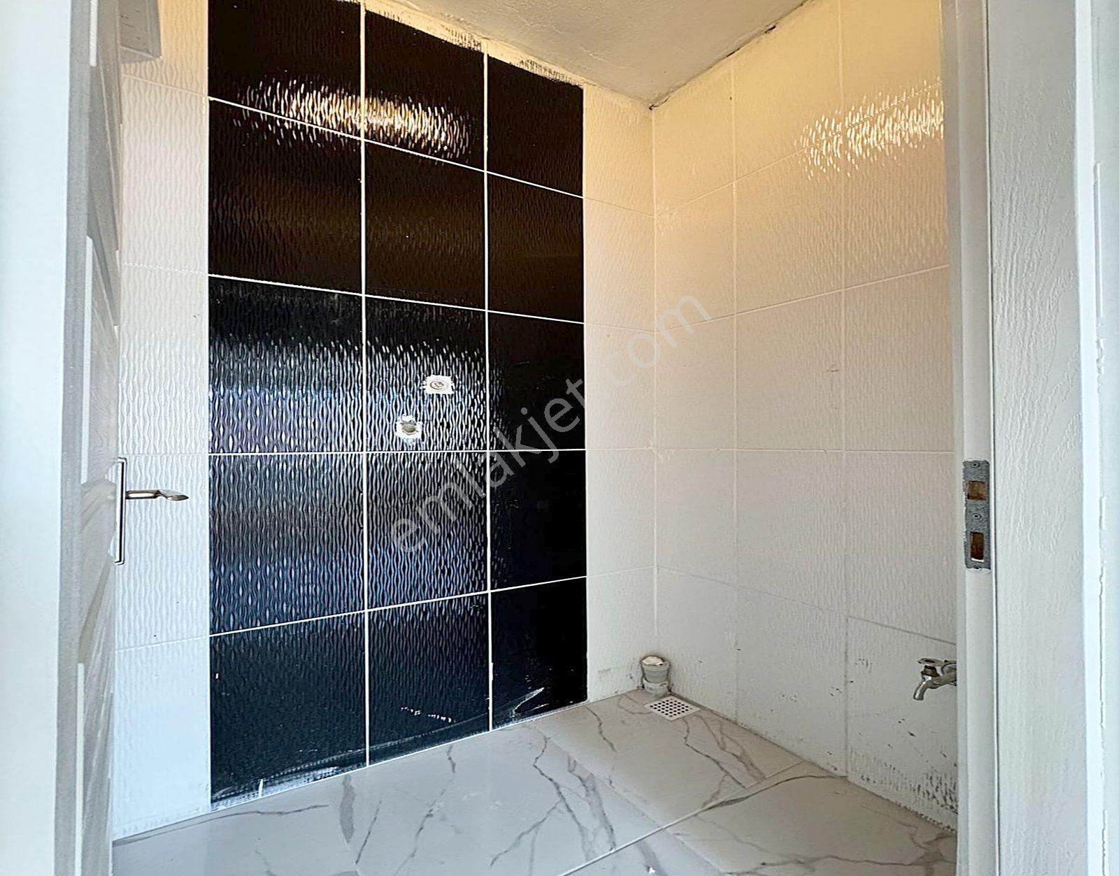 Metrobüse 4 Dk Yürüme Mesafesinde Çift Girişli Krediye Uygun 3+2 Teraslı Dublex Daire!!! - Görsel 38