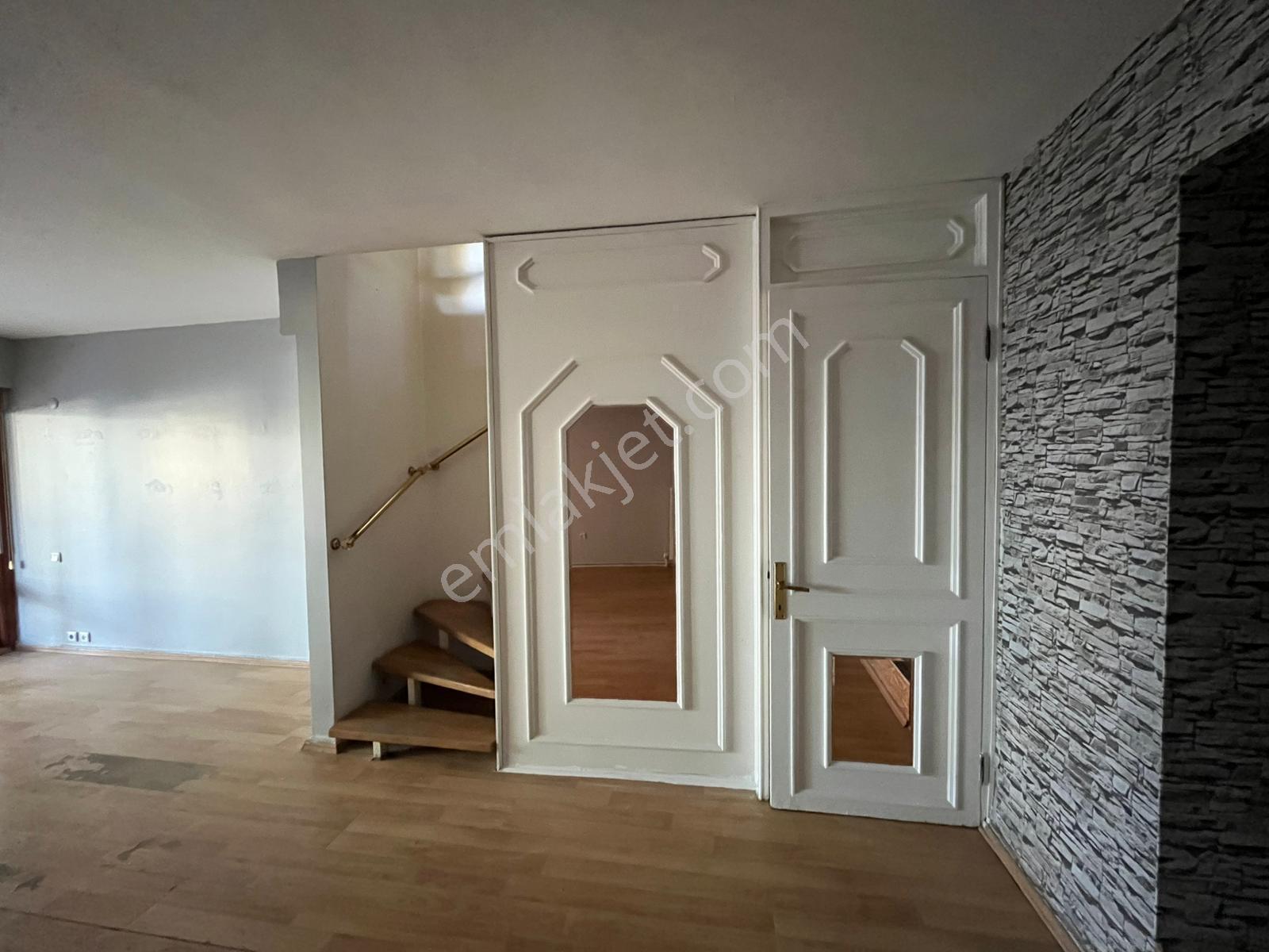 Akçadağ Gayrimenkul'den Albatros Sitesinde Boş Satılık Villa - Görsel 9