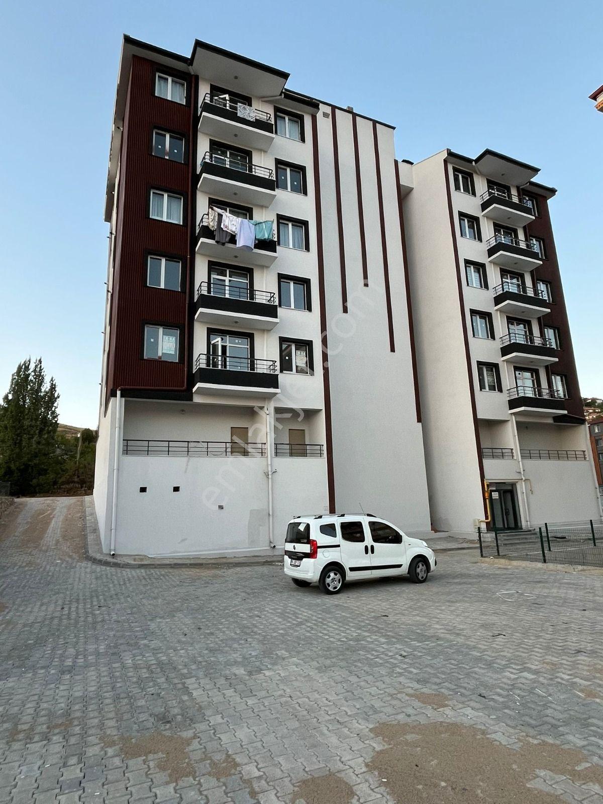 Adliye Yanında 2+1 Sıfır Daire İsteyenlere --- Burcu Emlaktan
