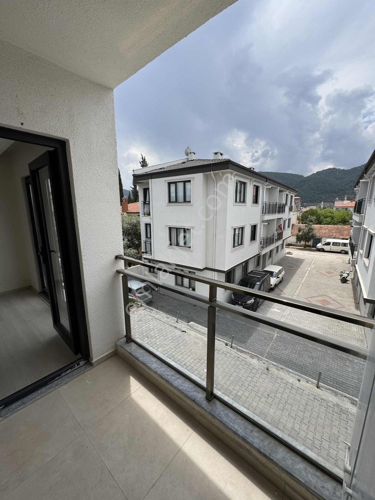 Bayır Merkezde Asansörlü, Ara Kat, Ferah 2+1 Kiralık Daire - Görsel 25