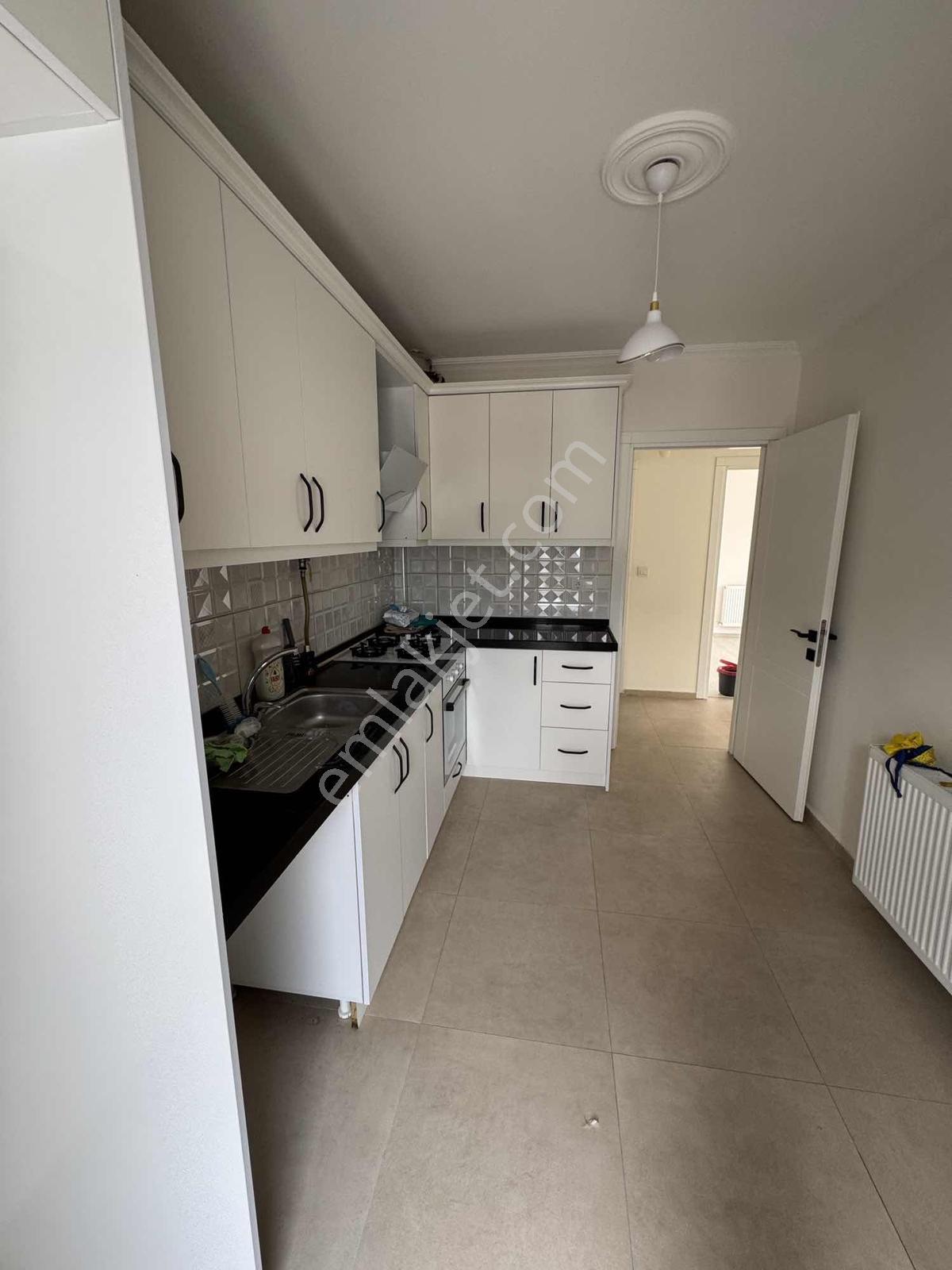Bayır Merkezde Asansörlü, Ara Kat, Ferah 2+1 Kiralık Daire - Görsel 18