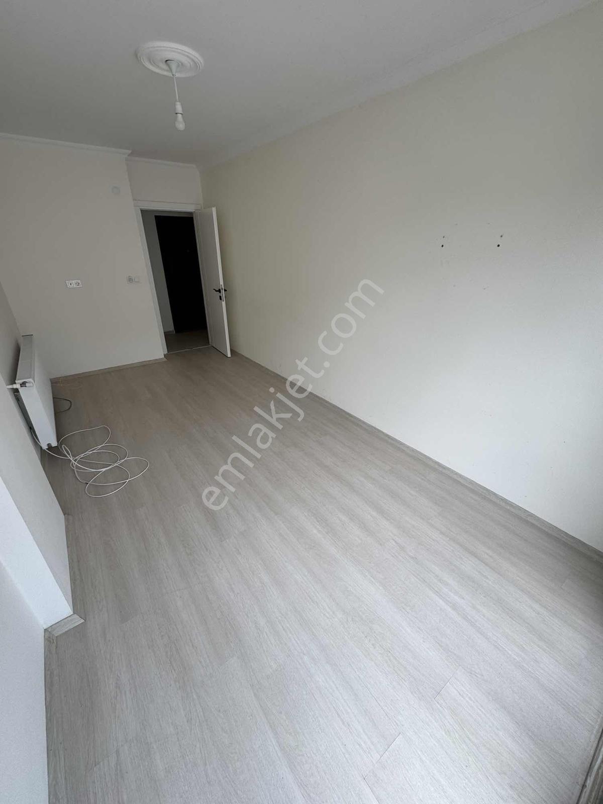 Bayır Merkezde Asansörlü, Ara Kat, Ferah 2+1 Kiralık Daire - Görsel 22