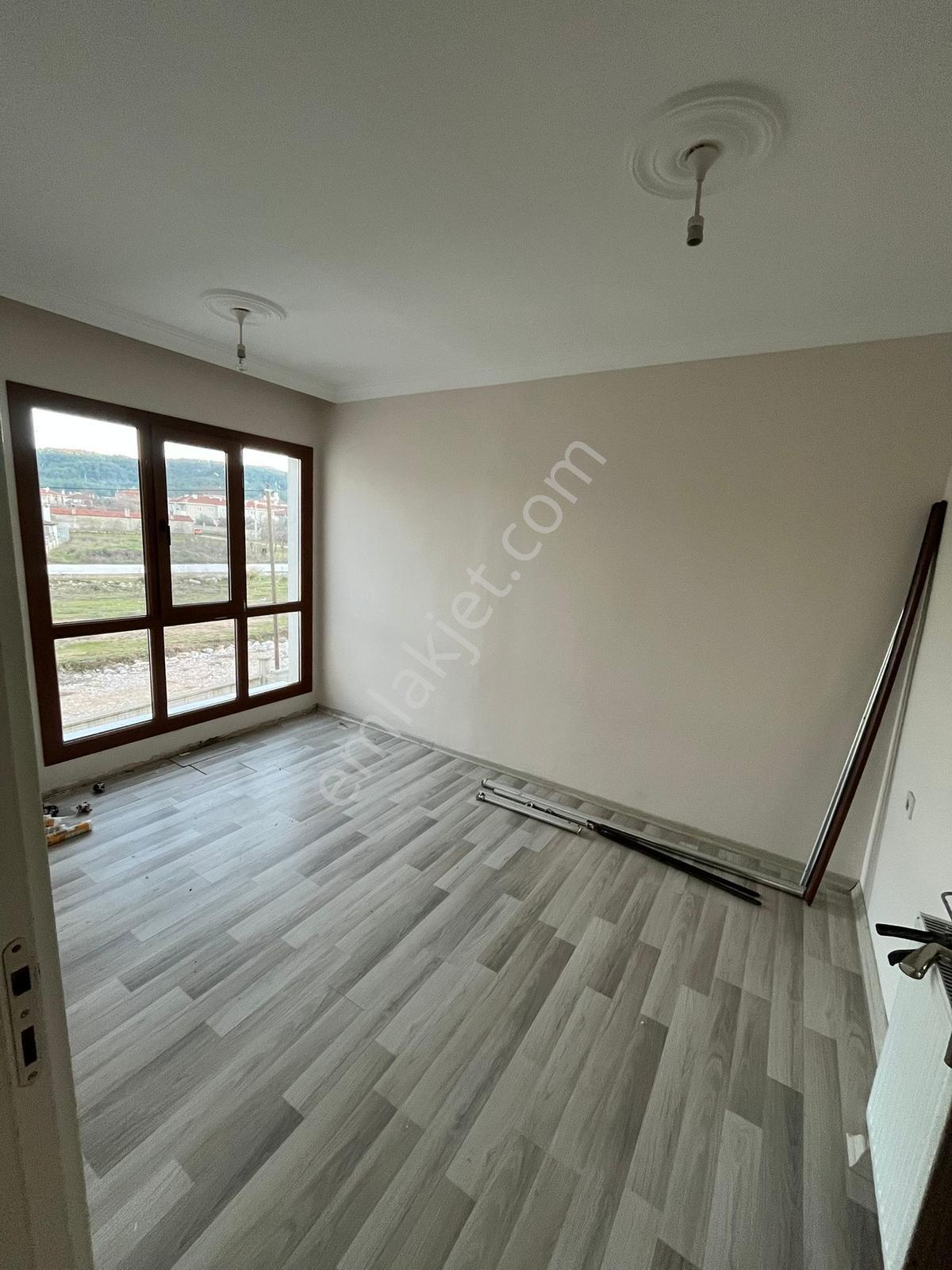 Muğla Menteşe Yeniköy Mah. Kiralık 2+1 Eşyasız Daire!